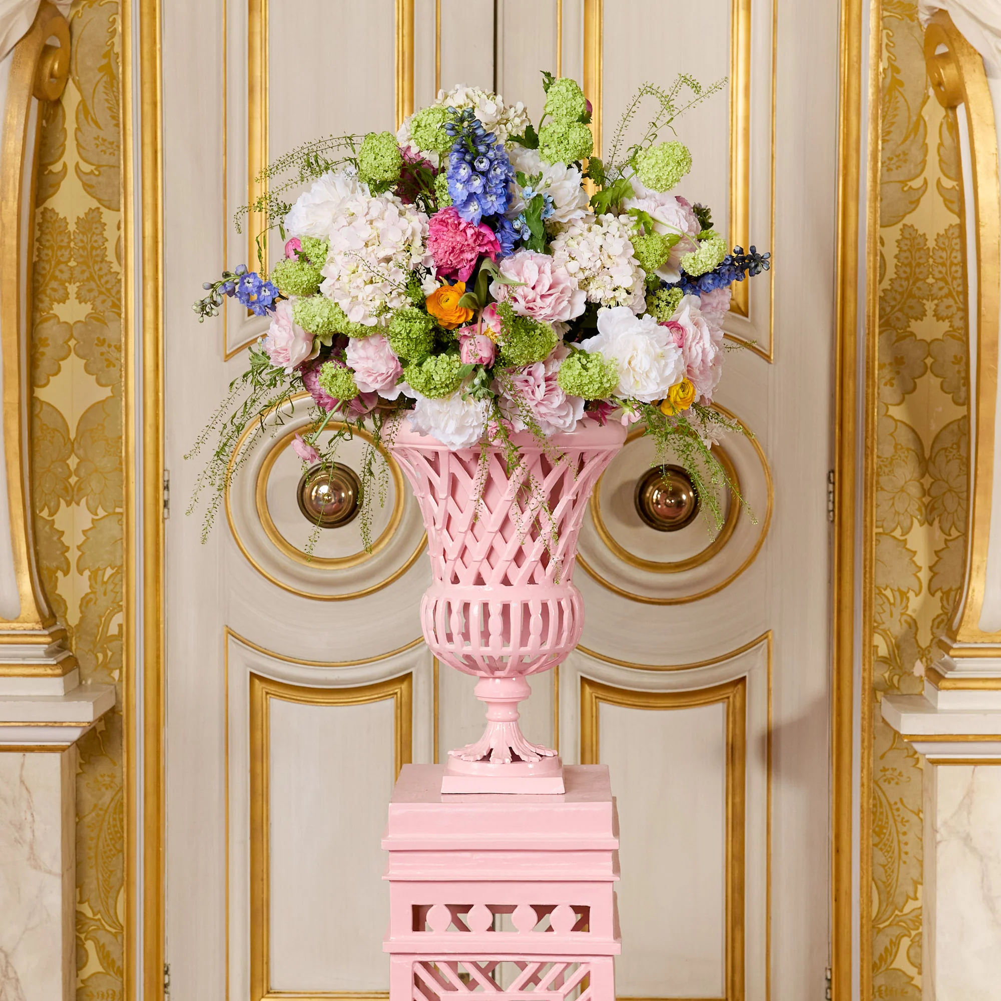 Adelaide Pink Lattice Urn - Image 3