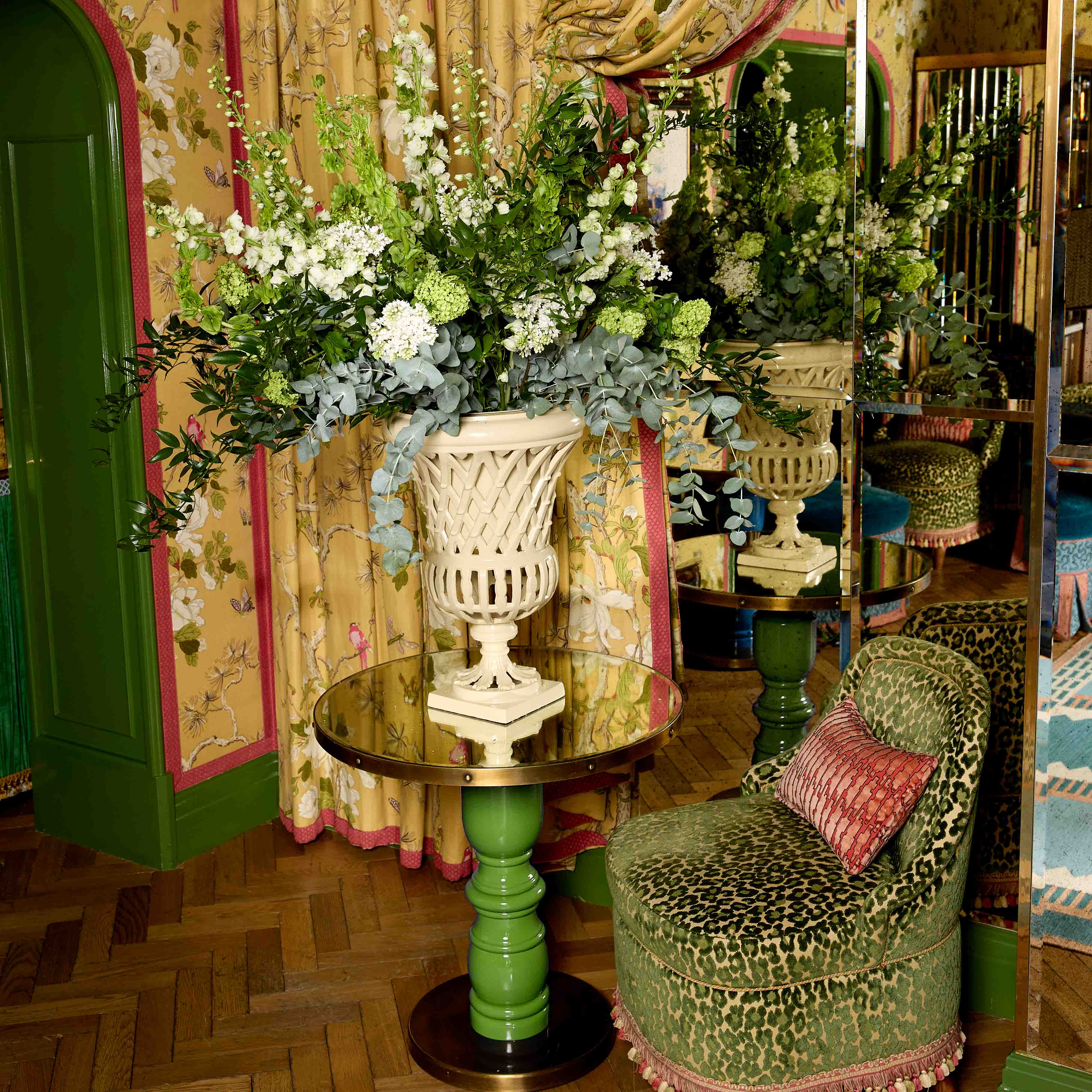 Adelaide Putty Lattice Urn - Image 2
