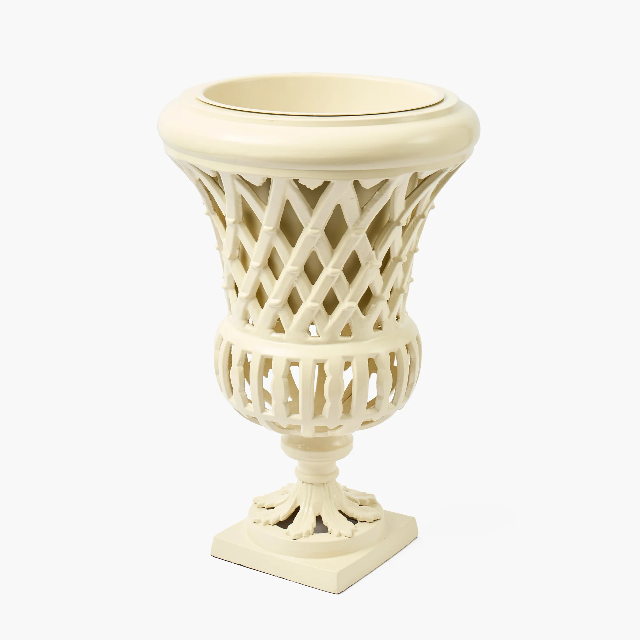 Adelaide Putty Lattice Urn & Pedestal - Image 5