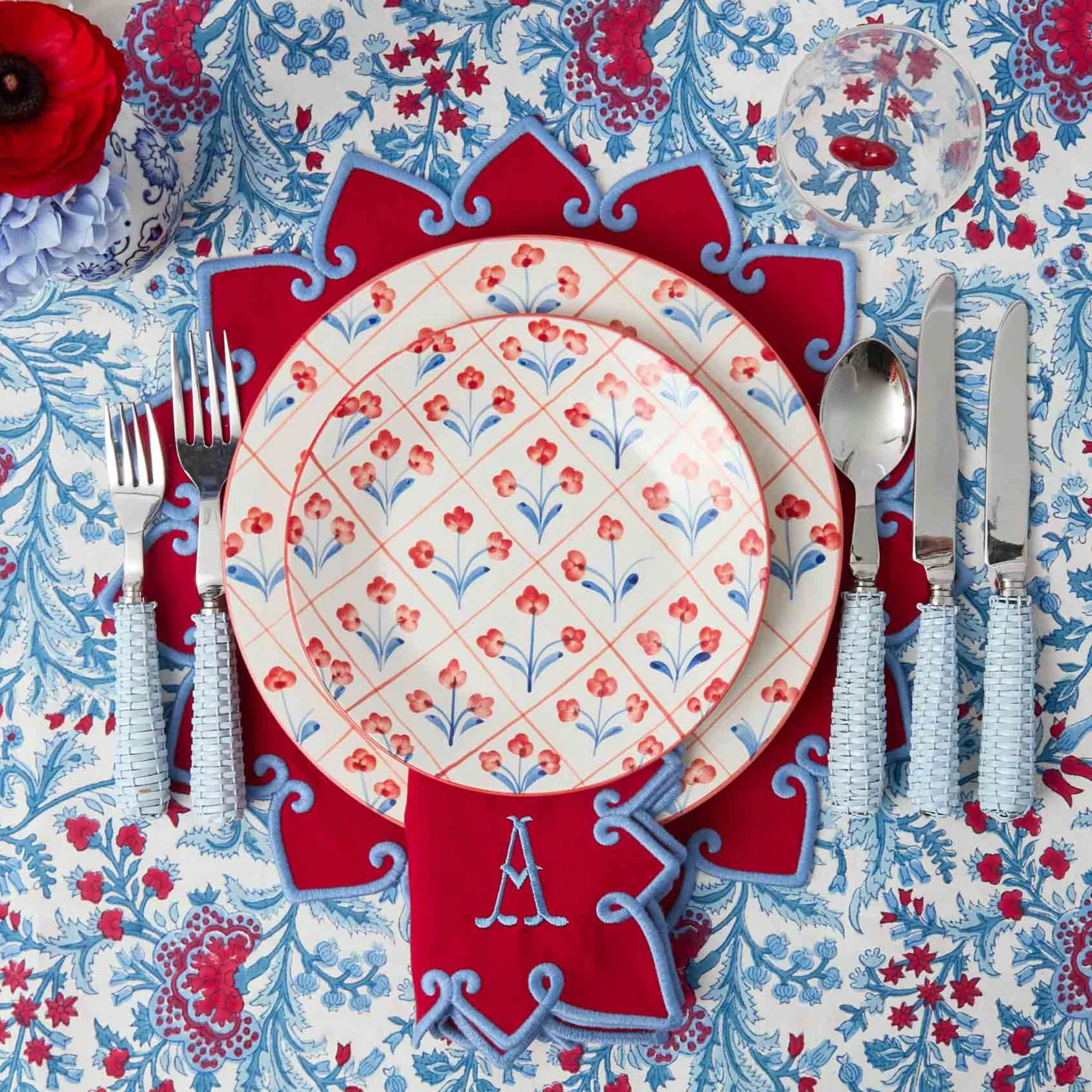 Blue & Red Floral Trellis Dinner & Starter Plates (Set of 8) - Image 10