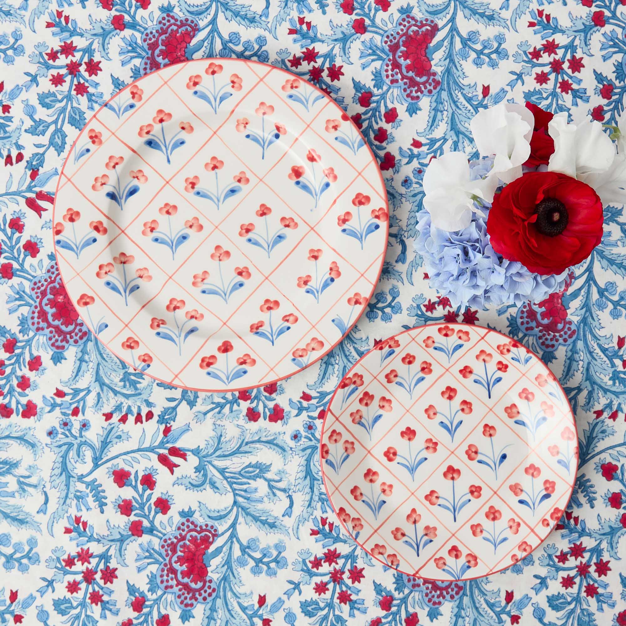 Blue & Red Floral Trellis Dinner & Starter Plates (Set of 8) - Image 9