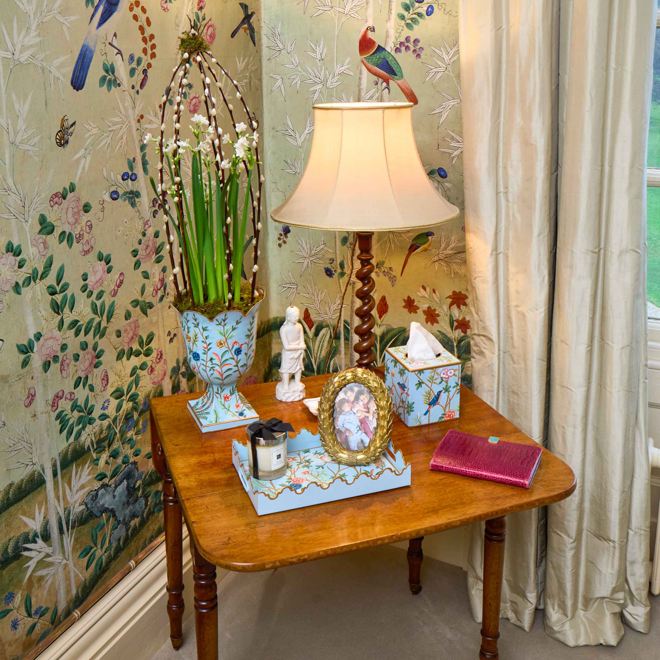 Blue Chinoiserie Tole Tissue Box - Image 3