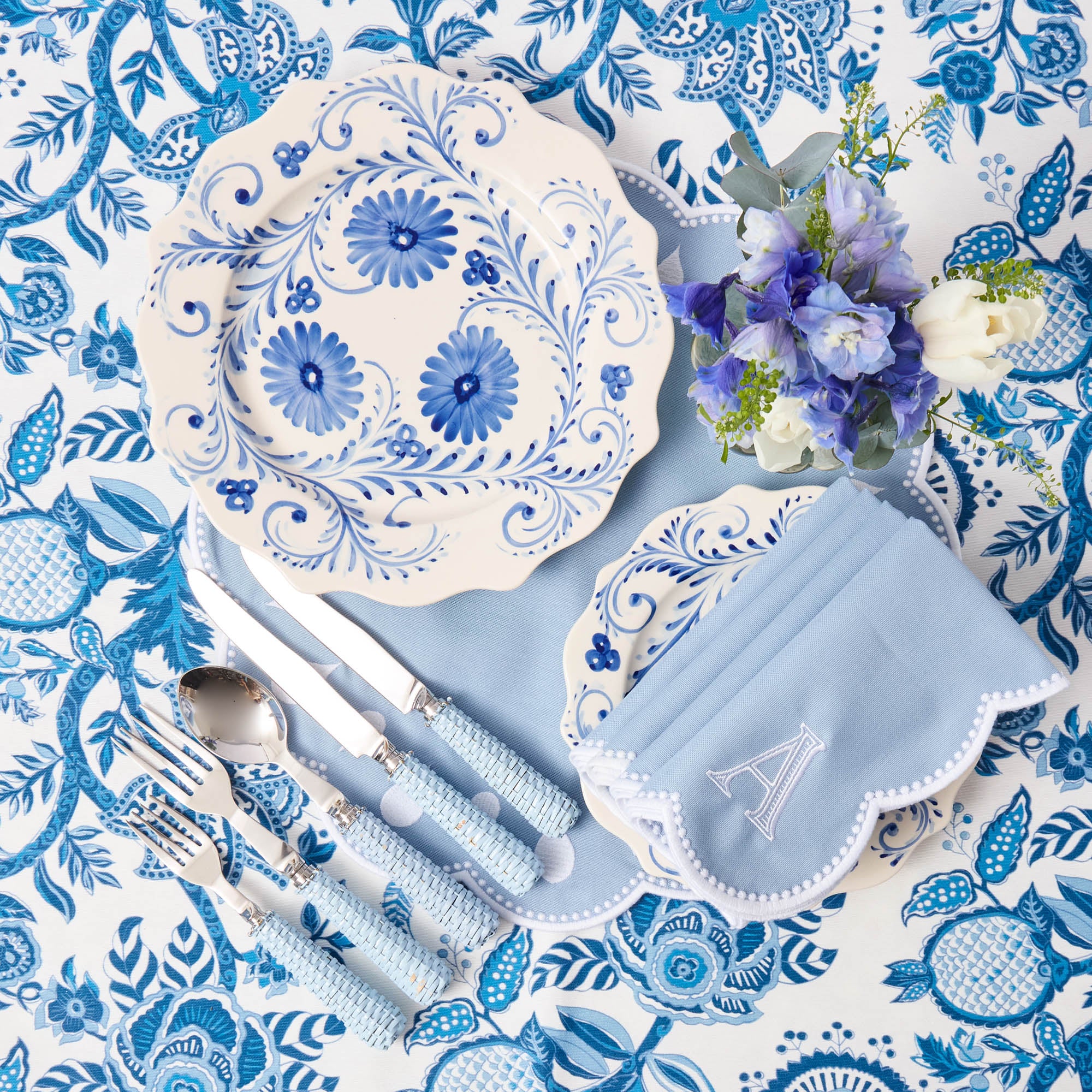 Blue Flowers Dinner Plates (Set of 4) - Image 8