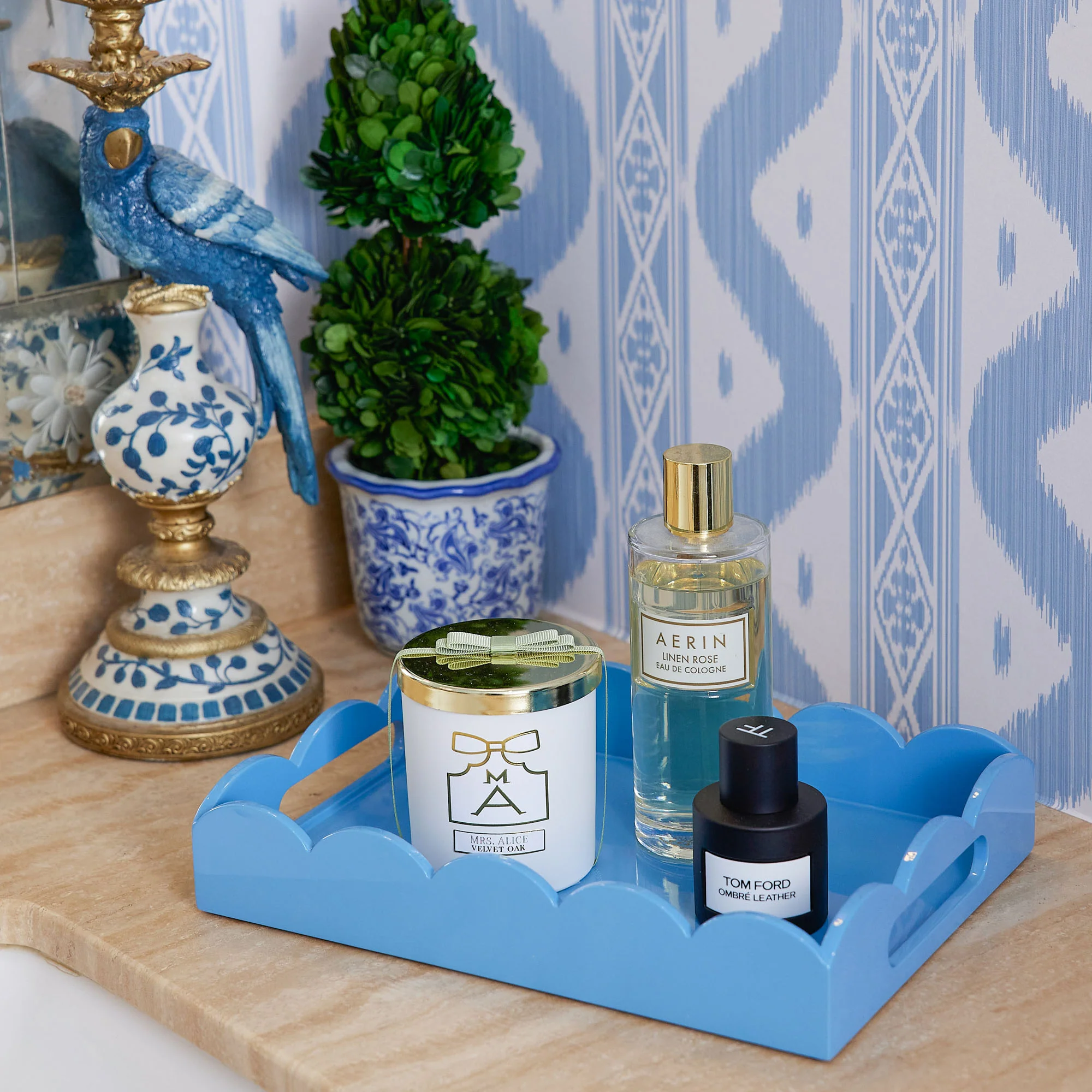 Blue Small Scalloped Lacquer Tray - Image 7