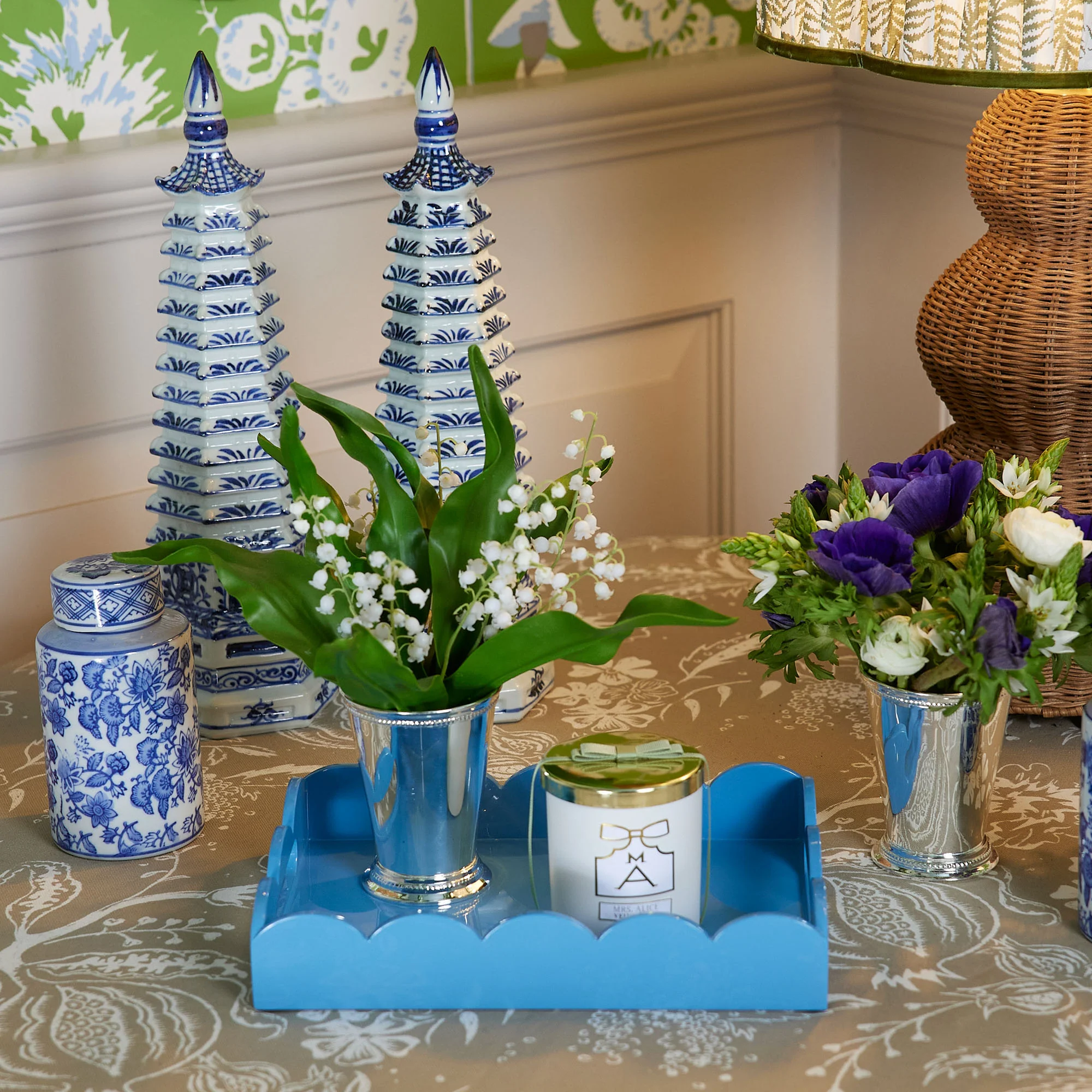 Blue Small Scalloped Lacquer Tray - Image 6