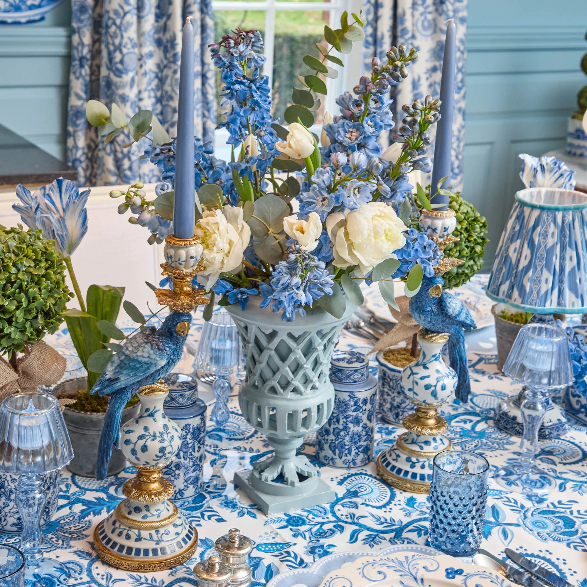Small Adelaide Soft Blue Lattice Urn Vase - Image 14
