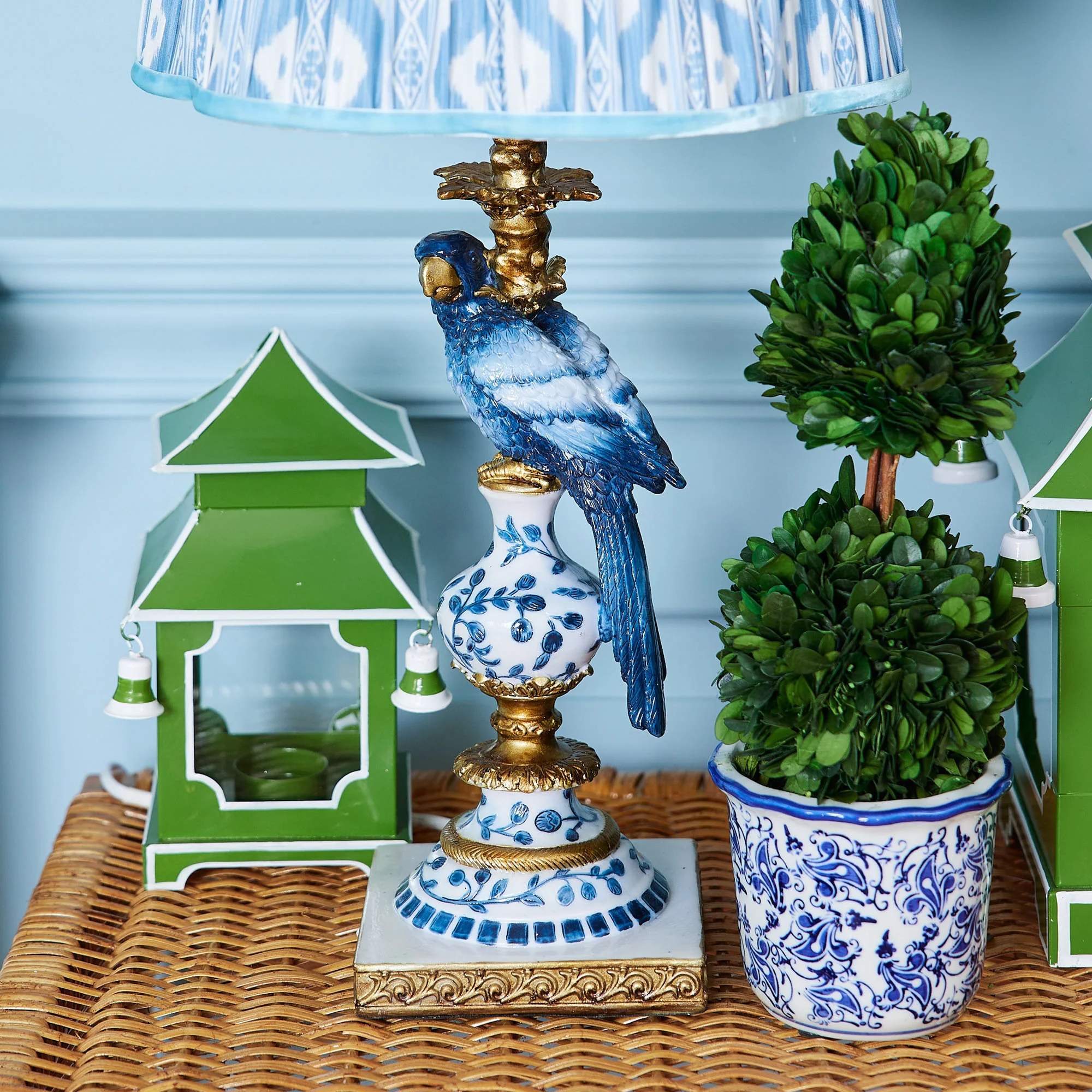 Blue Parrot Lamp - Image 8