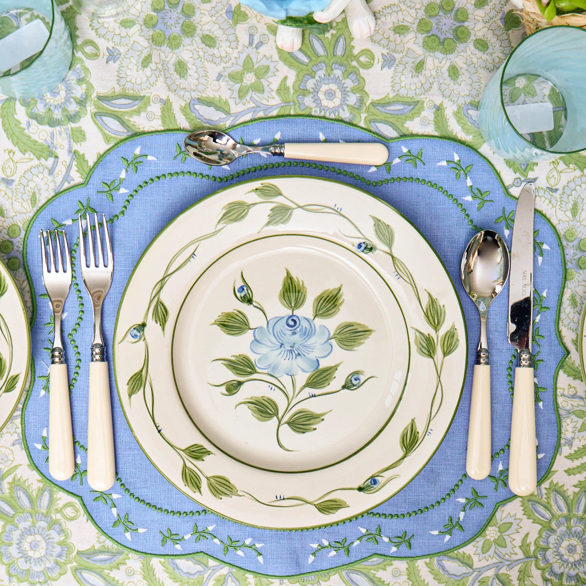 Blue Rose Bud Starter Plate - Image 8