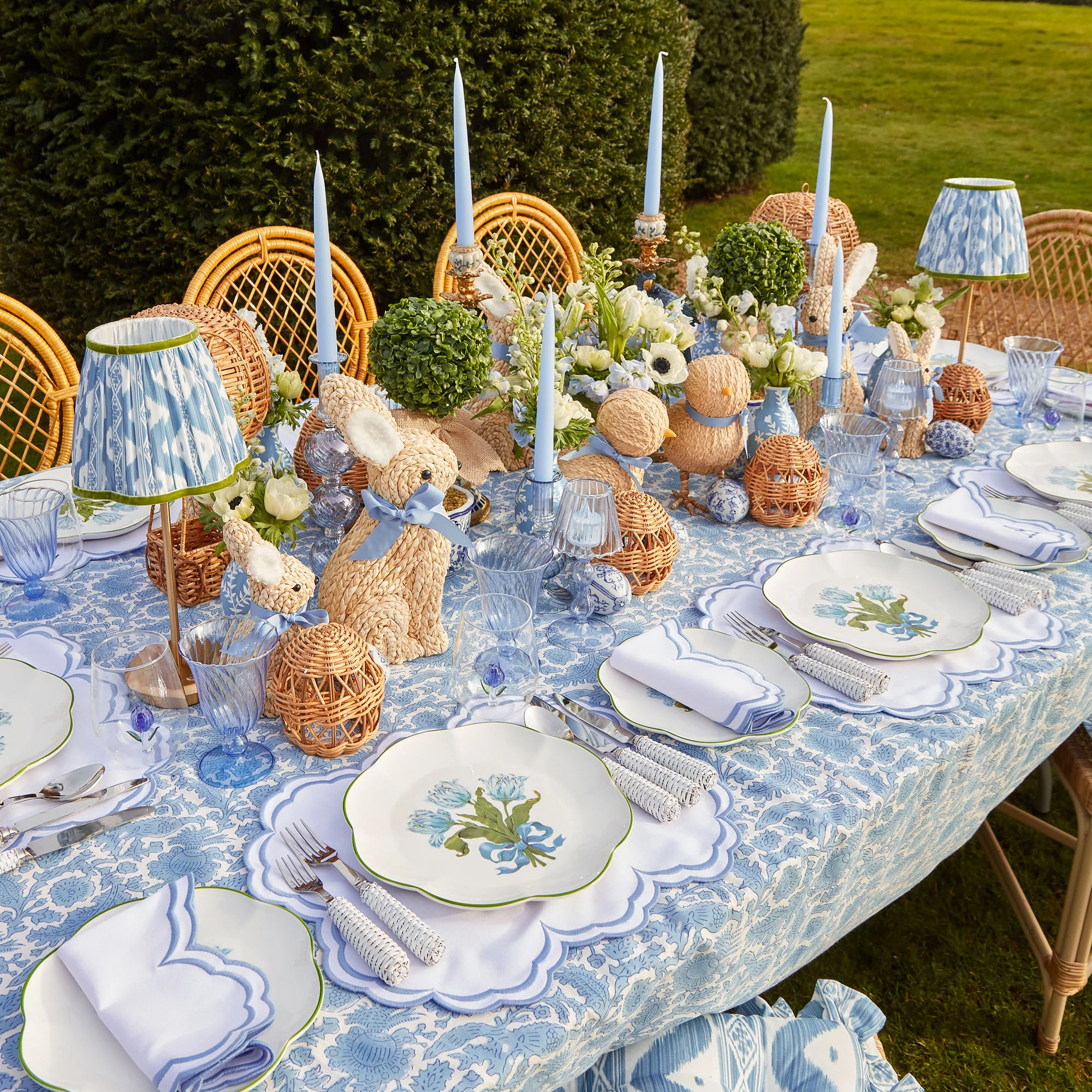 Blue Tulip Dinner Plate - Image 9
