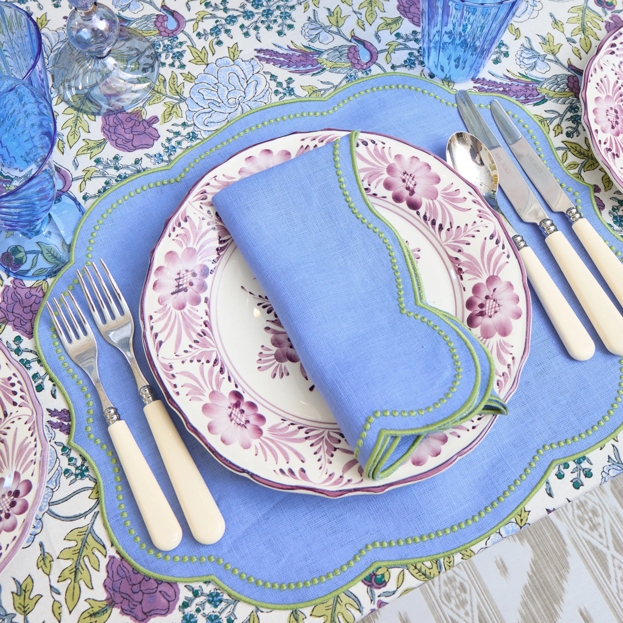 White Ivory Cutlery (5 Piece) - US - Image 4