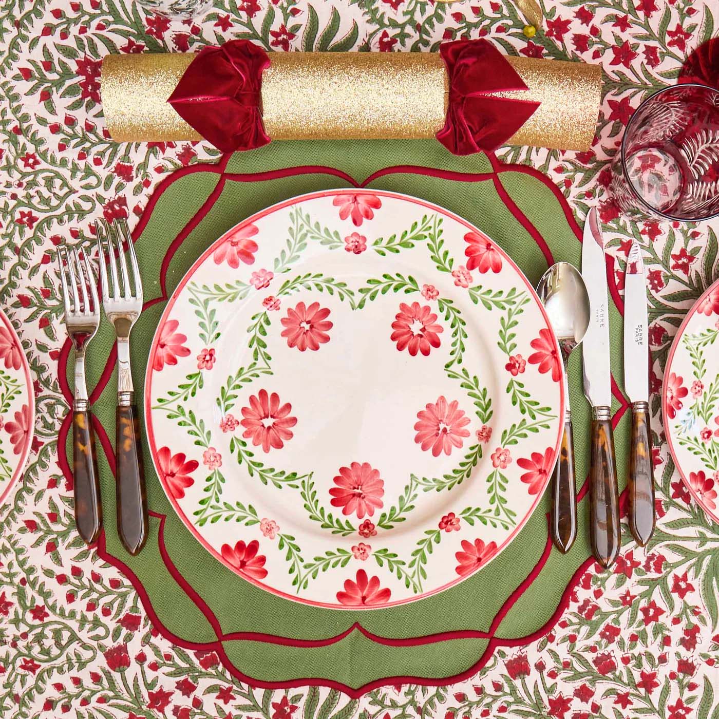 Chiara Red Garland Dinner Plates (Set of 4) - Image 2