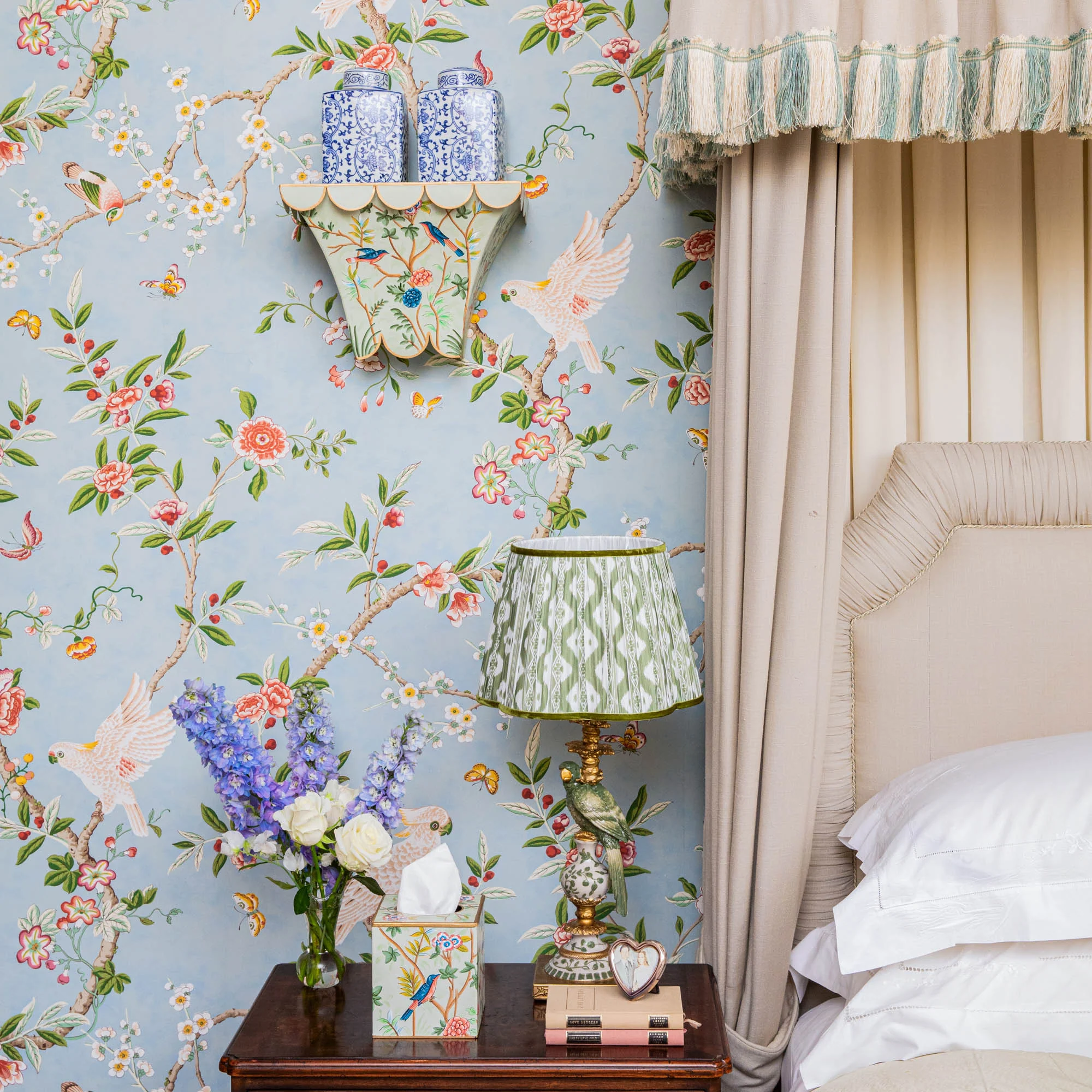 Green Chinoiserie Tole Tissue Box - Image 4