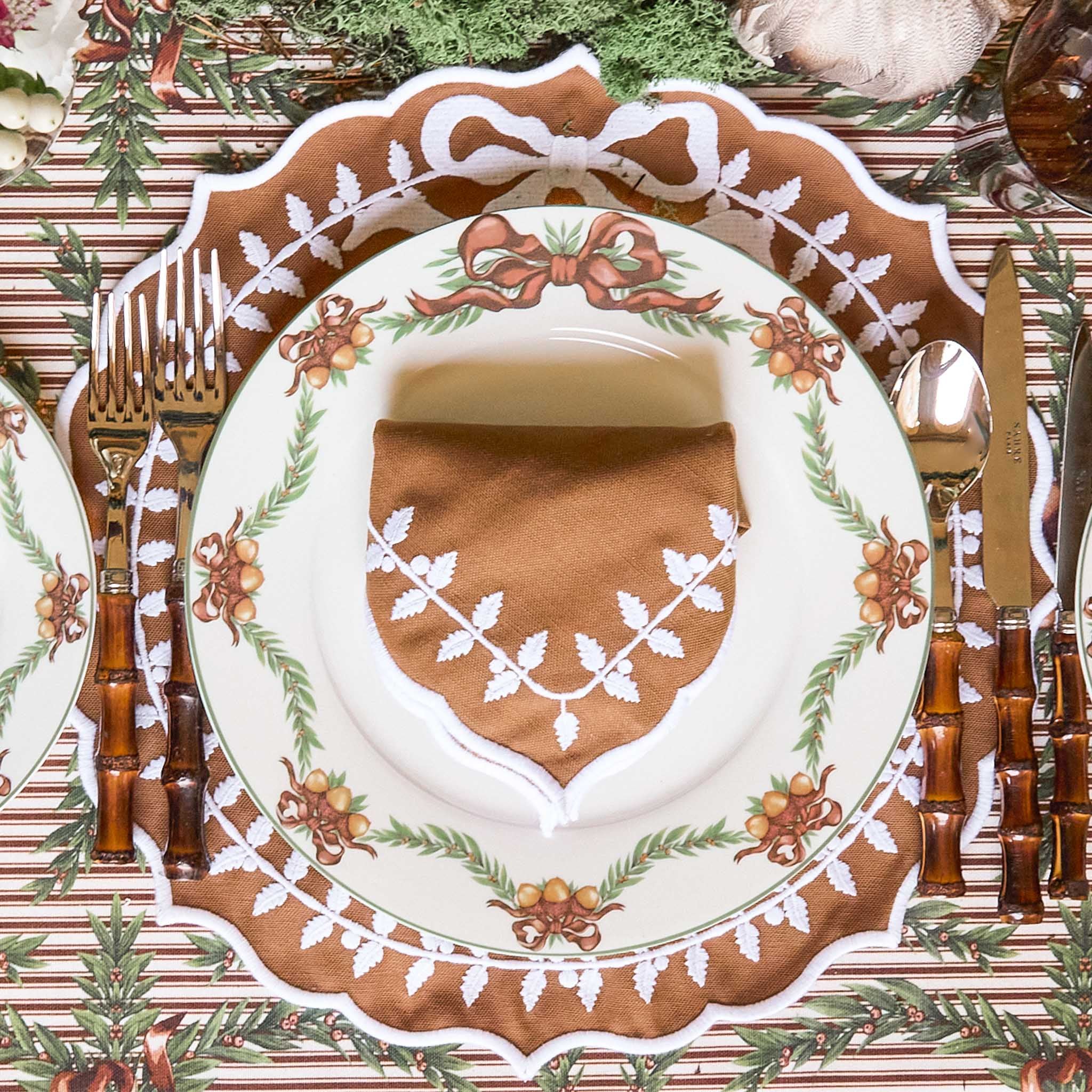 Chocolate Bow Laurel Napkins (Set of 4) - Image 2