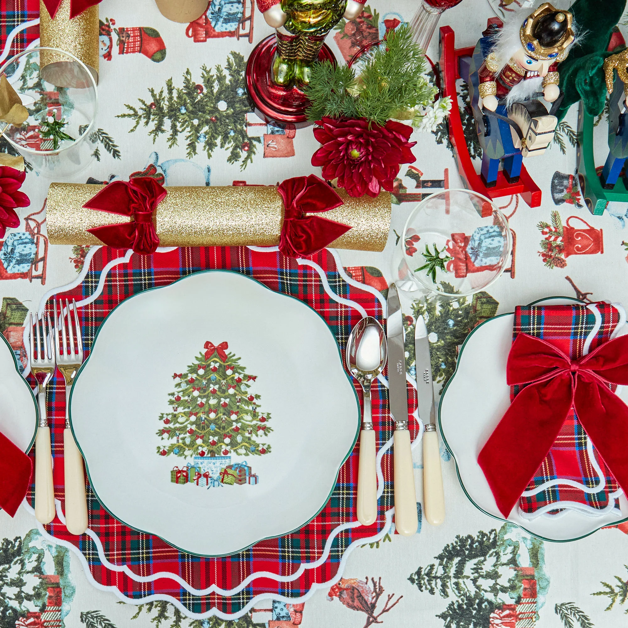 Christmas Tree Glasses (Set of 4) - Image 19