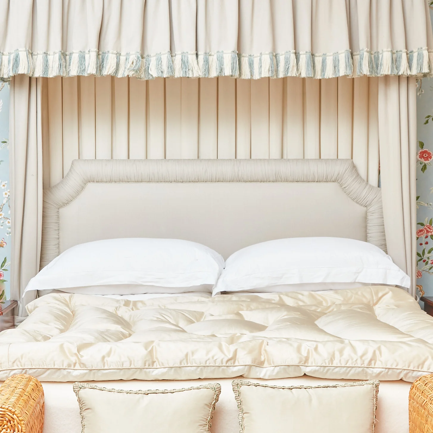 Cream Silk Eiderdown - Image 5
