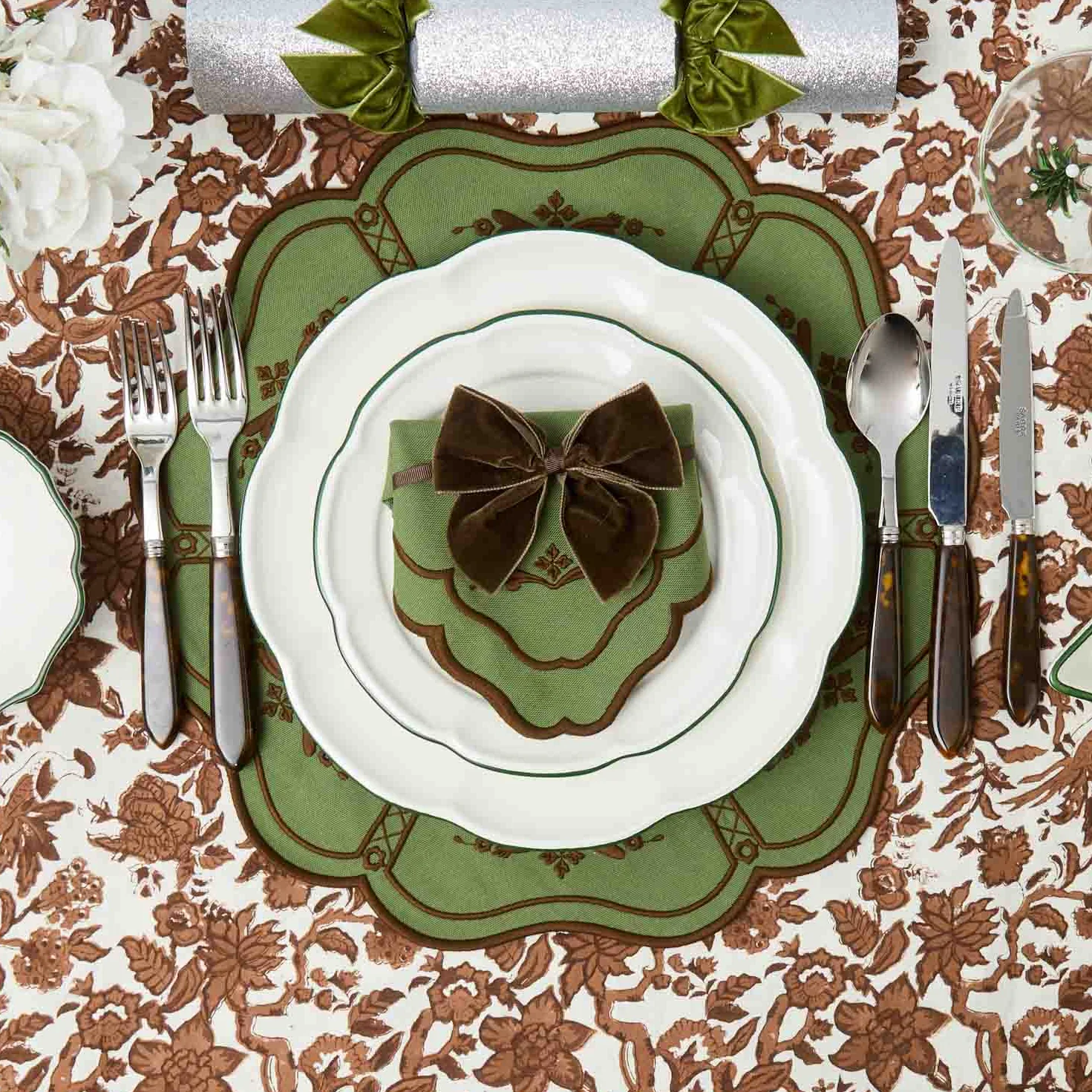 Doris Green & Chocolate Placemats & Napkins Set