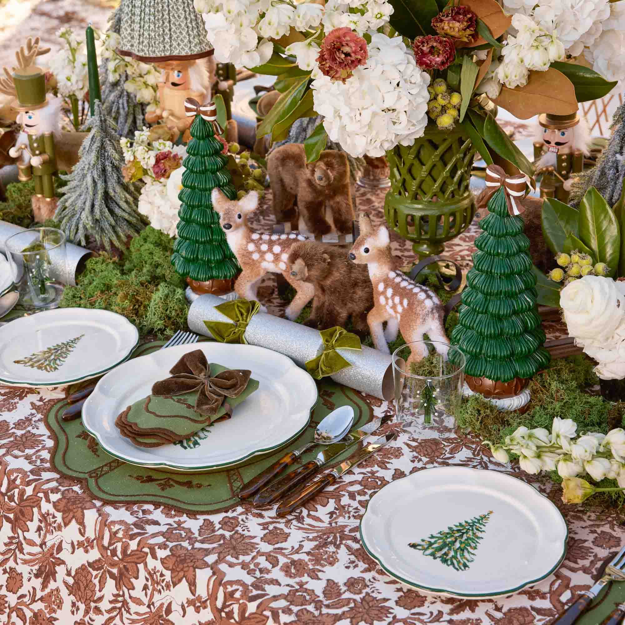 Doris Green & Chocolate Placemats & Napkins Set - Image 6