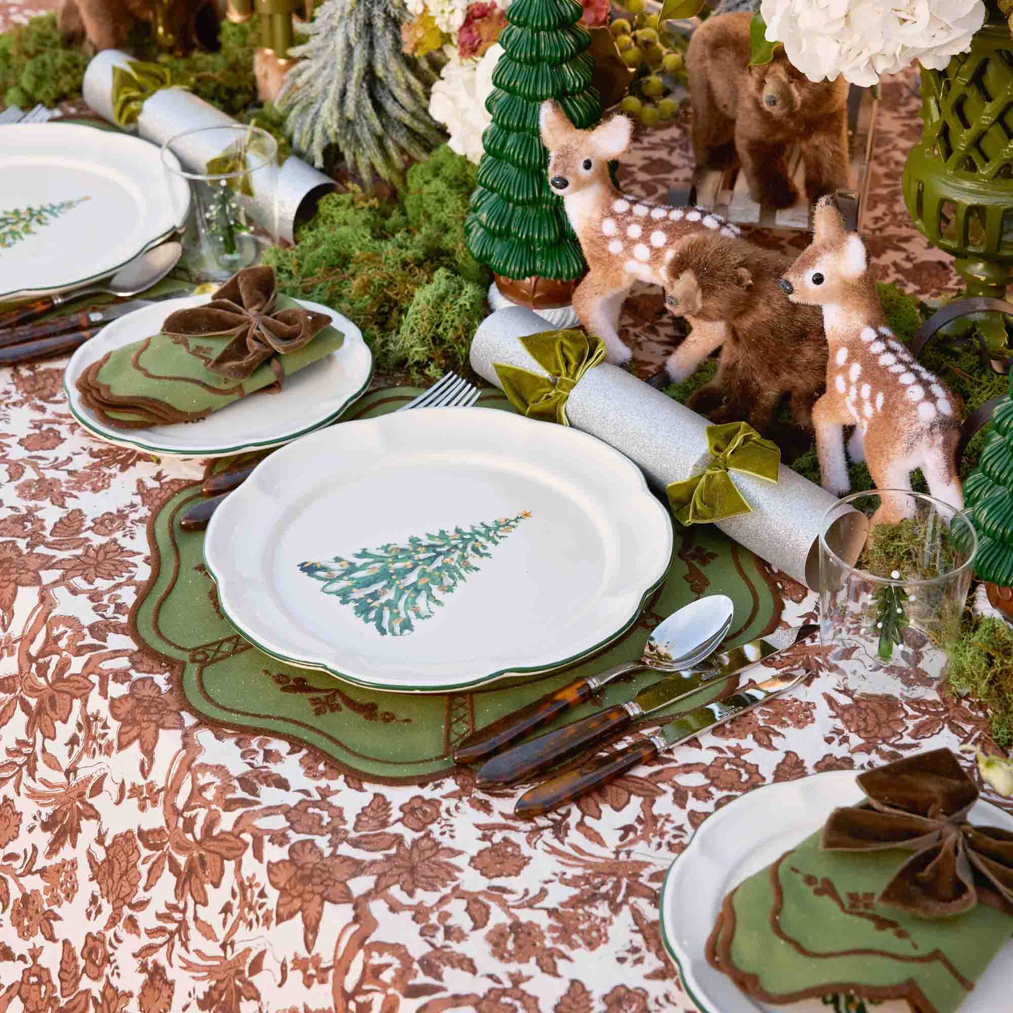 Doris Green & Chocolate Placemats & Napkins Set - Image 7