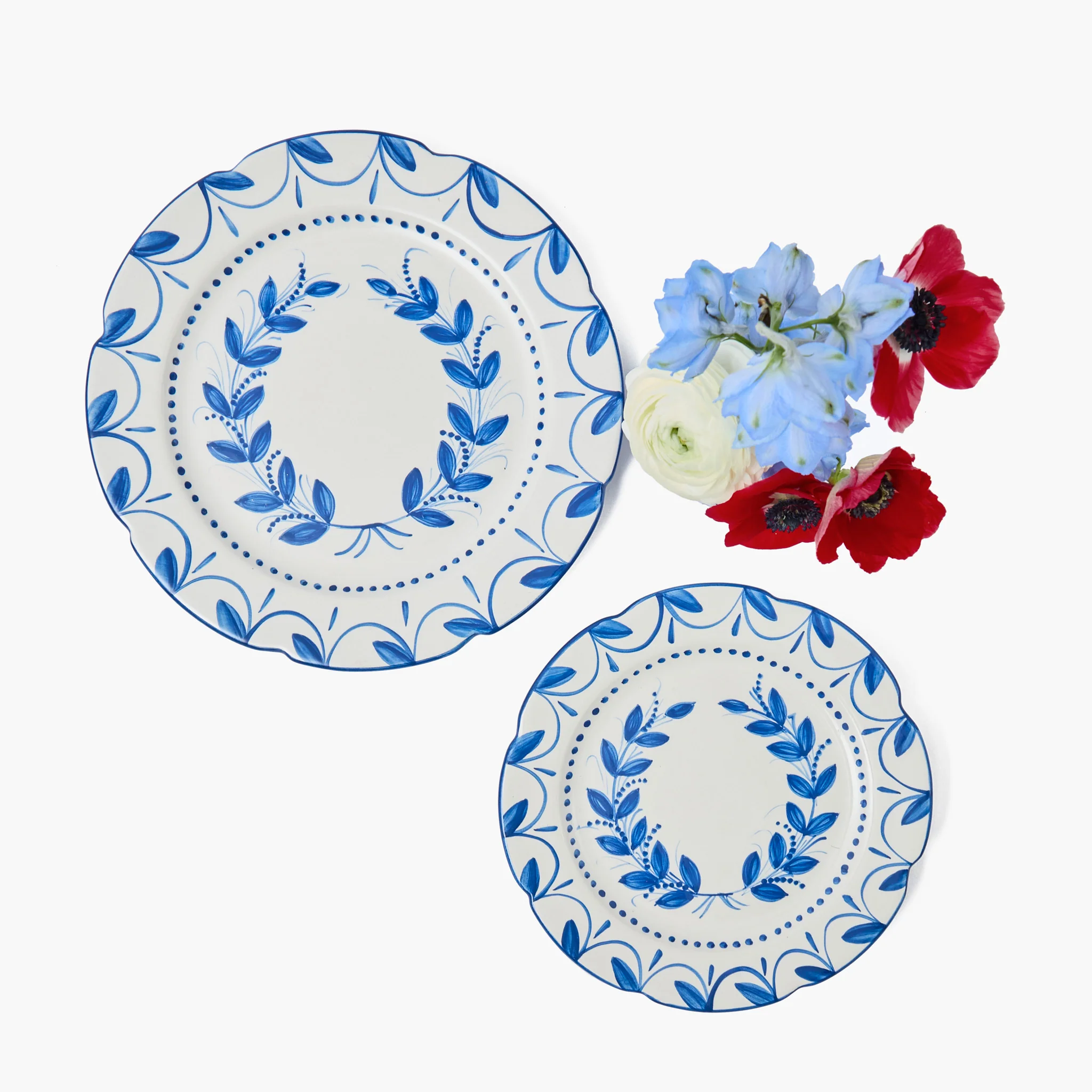 Elizabeth Blue Garland Dinner Plate - Image 17