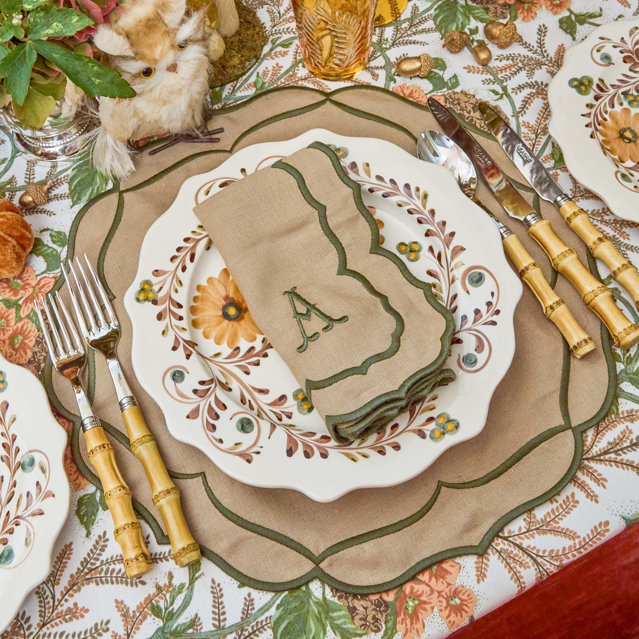 Elizabeth Sand & Green Placemats & Napkins (Set of 4) - Image 4