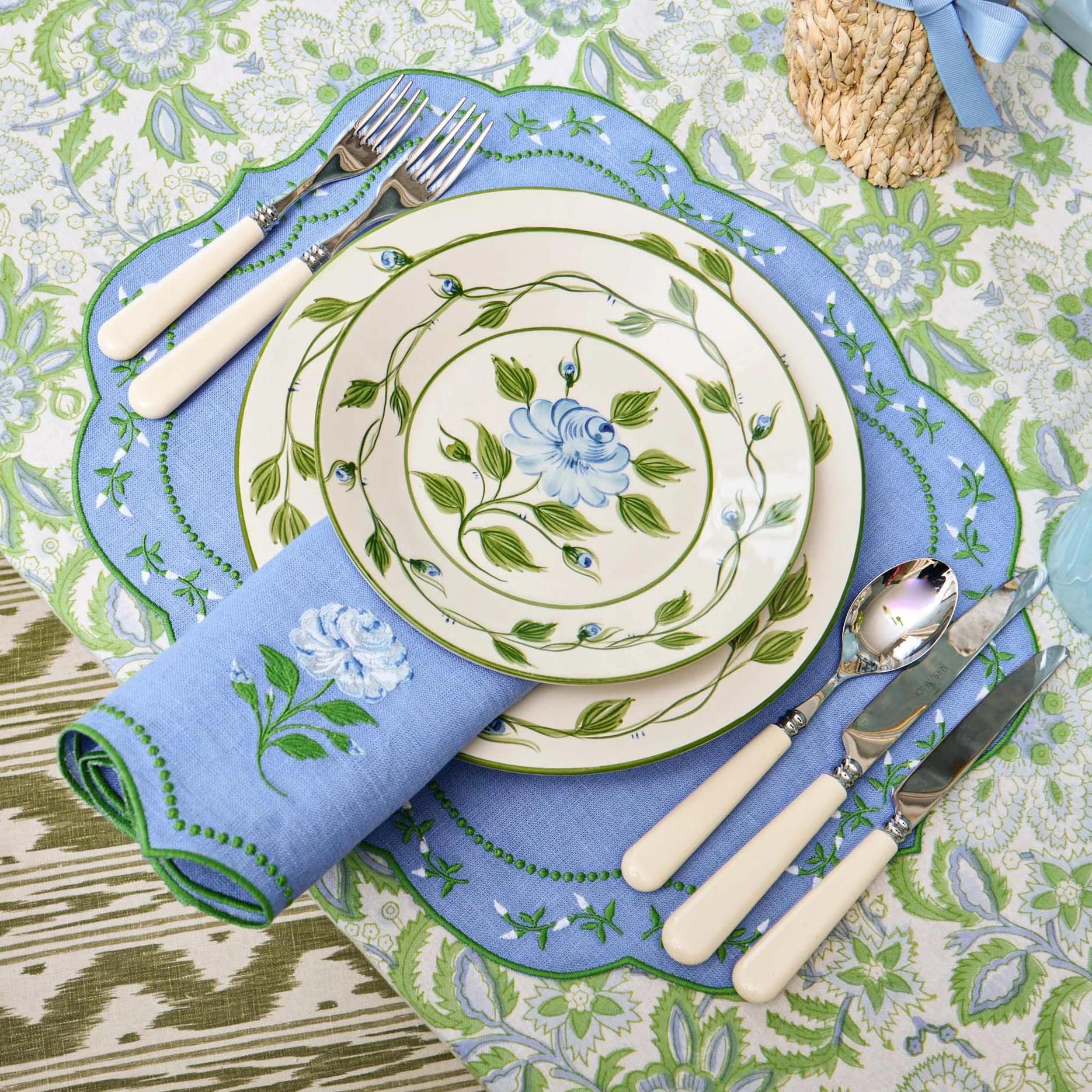 Blue Rose Bud Starter Plate - Image 2