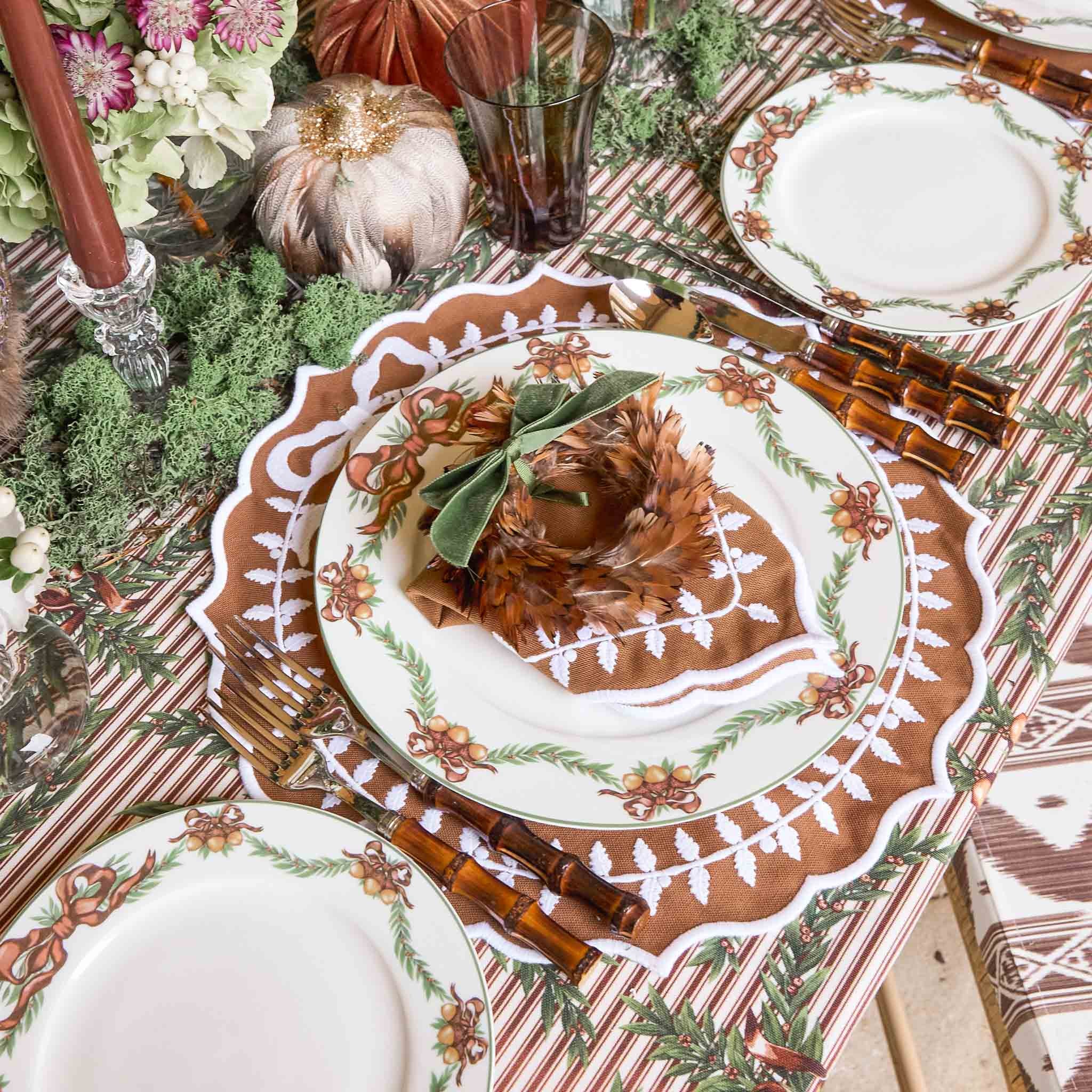 Chocolate Bow Laurel Placemats (Set of 4) - Image 8