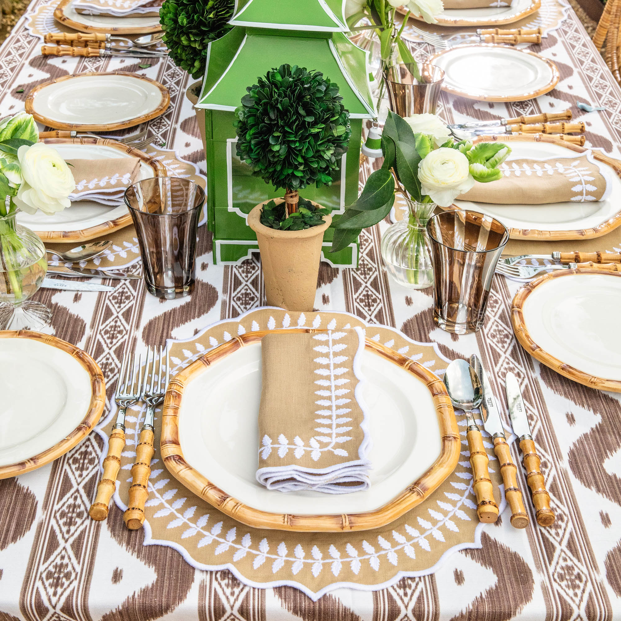 Geometric Bamboo Dinner Plate (Set of 4) - Image 17