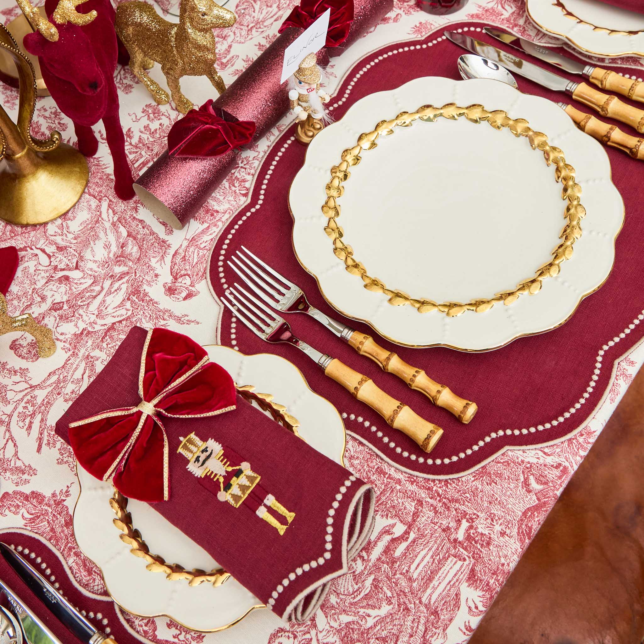 Gold Laurel Dinner Plates (Set of 4) - Image 8