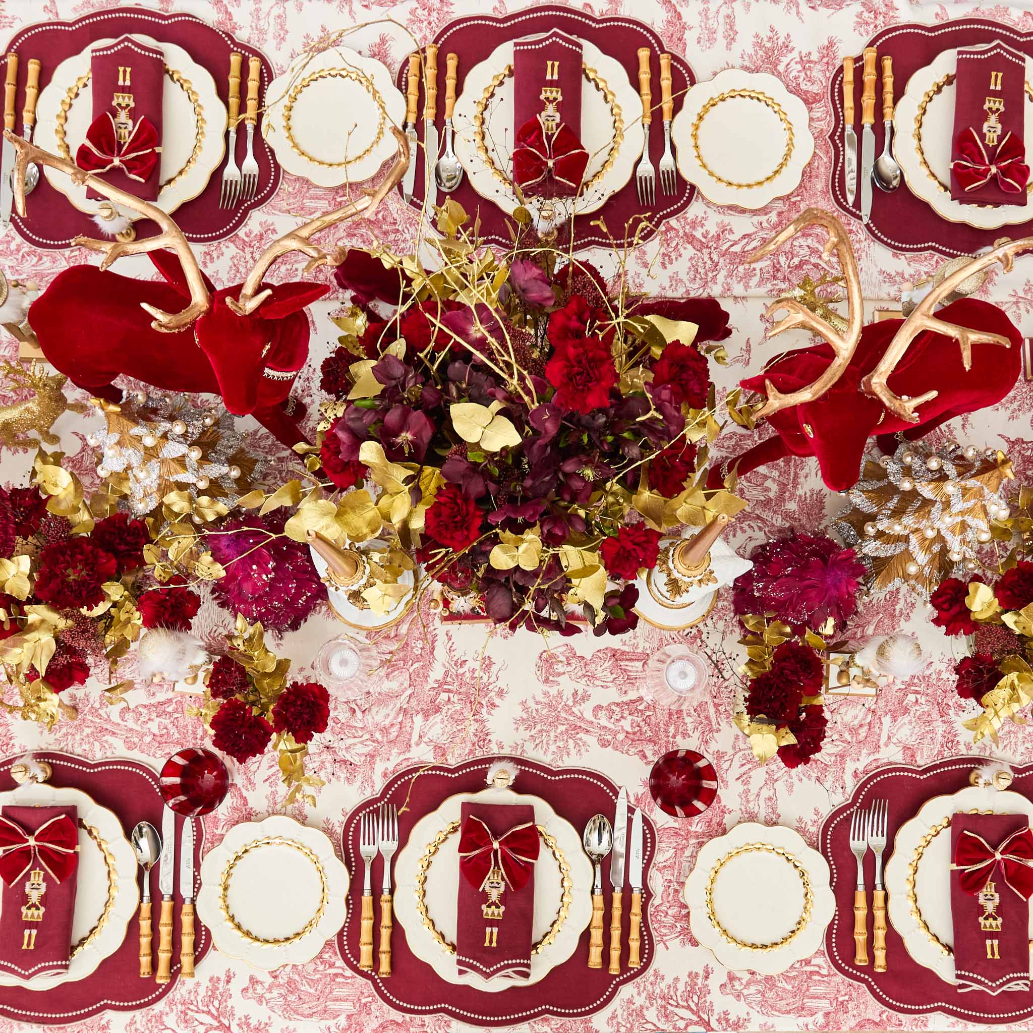 Gold Laurel Starter Plates (Set of 4) - Image 4
