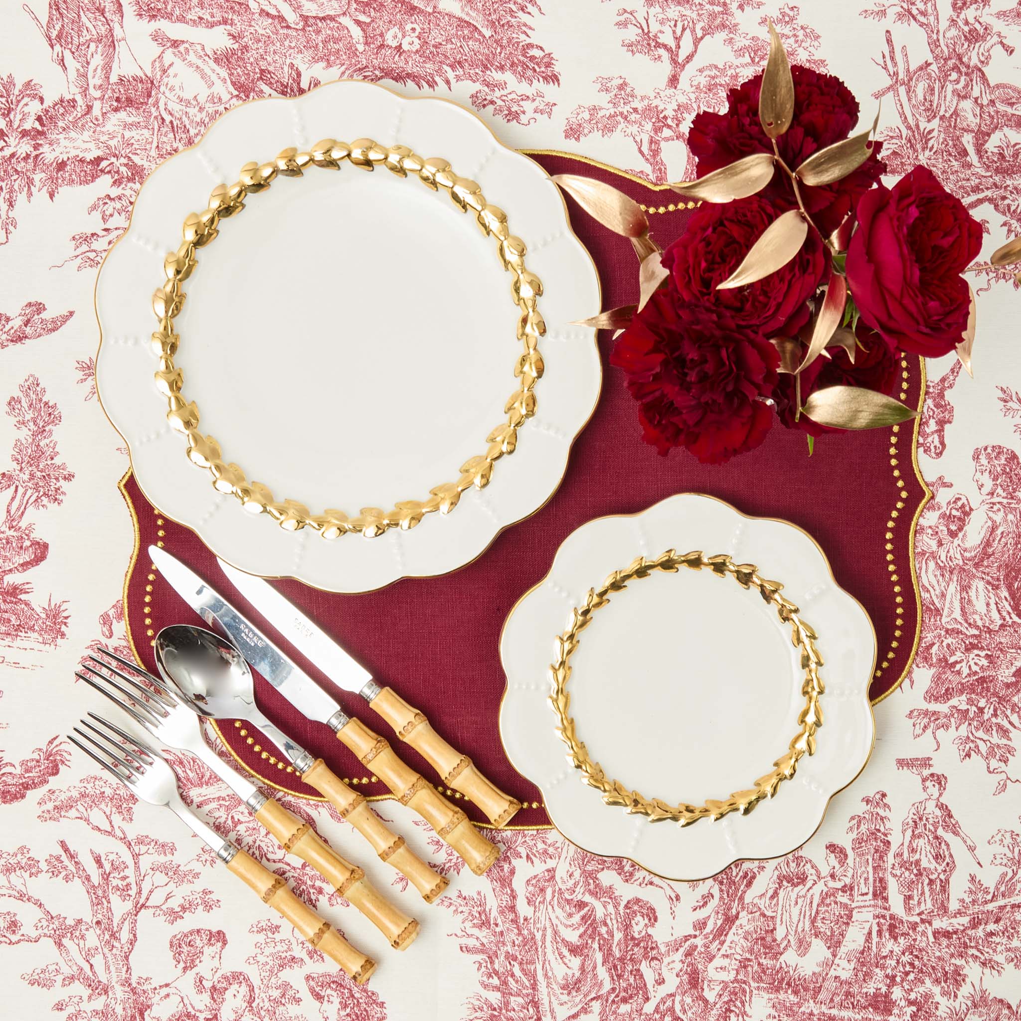 Gold Laurel Starter Plates (Set of 4) - Image 2