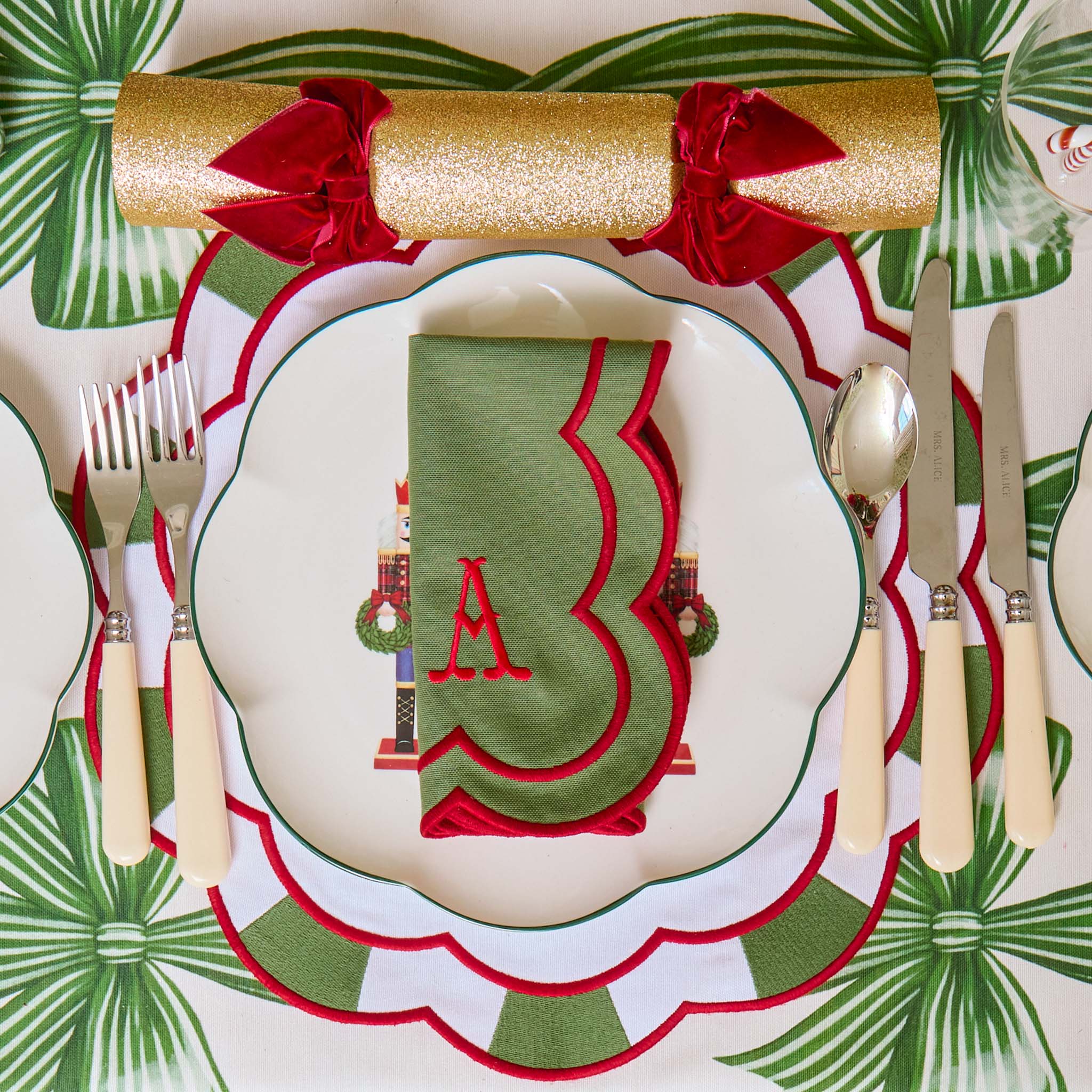 Green Bow Candycane Tablecloth - Image 4