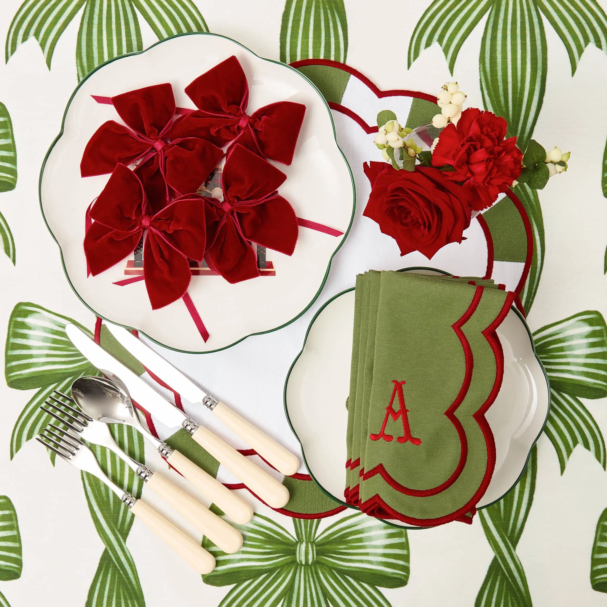 Green & Red Candycane Napkins (Set of 4) - Image 7