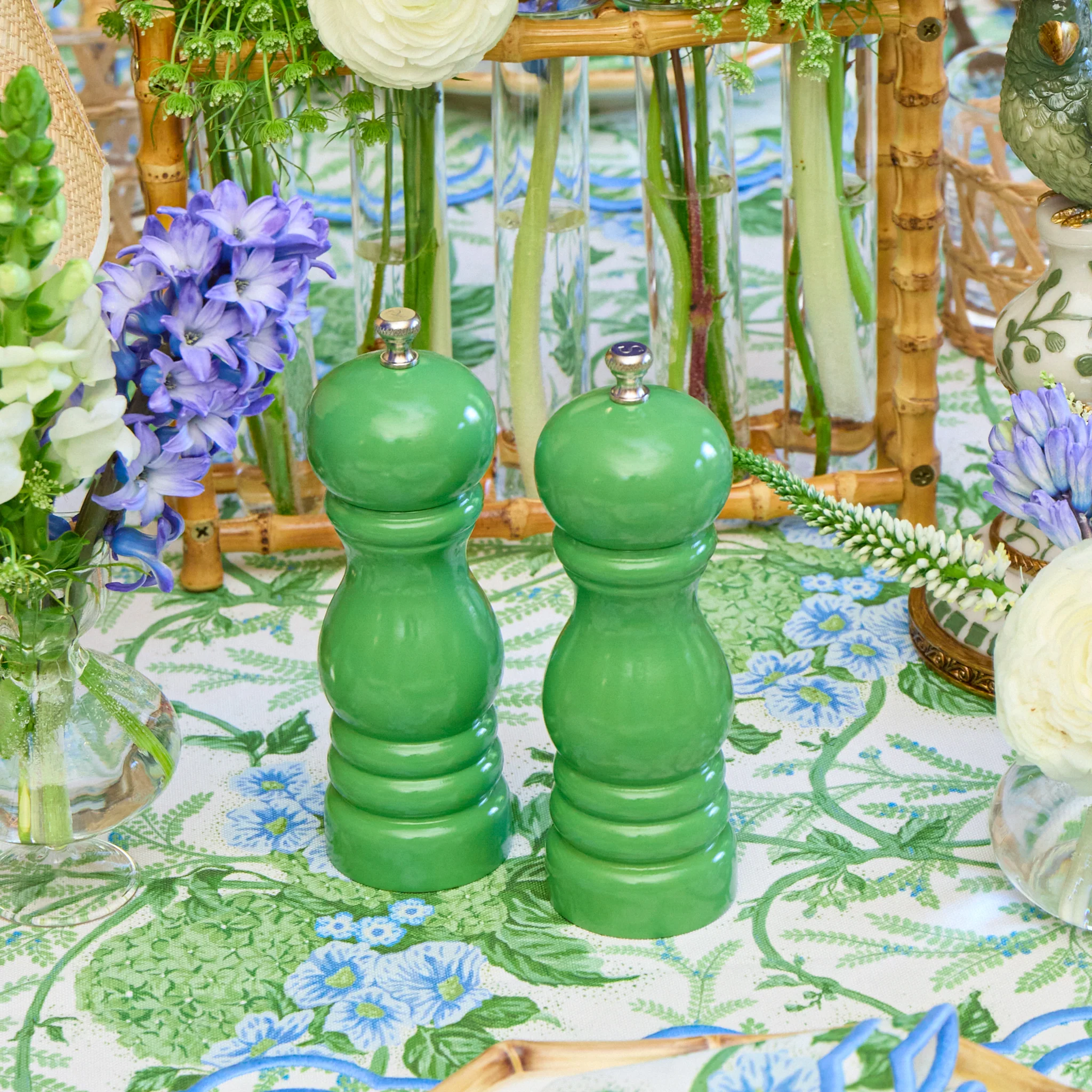 Green Lacquer Salt & Pepper Set - Image 2