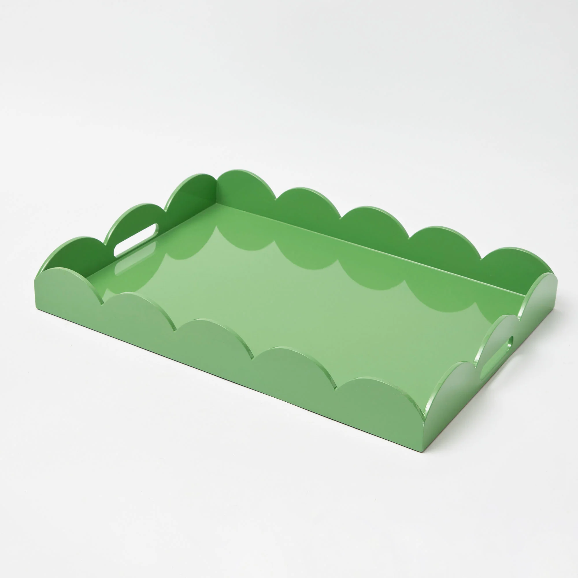 Green Scalloped Lacquer Tray - Image 4