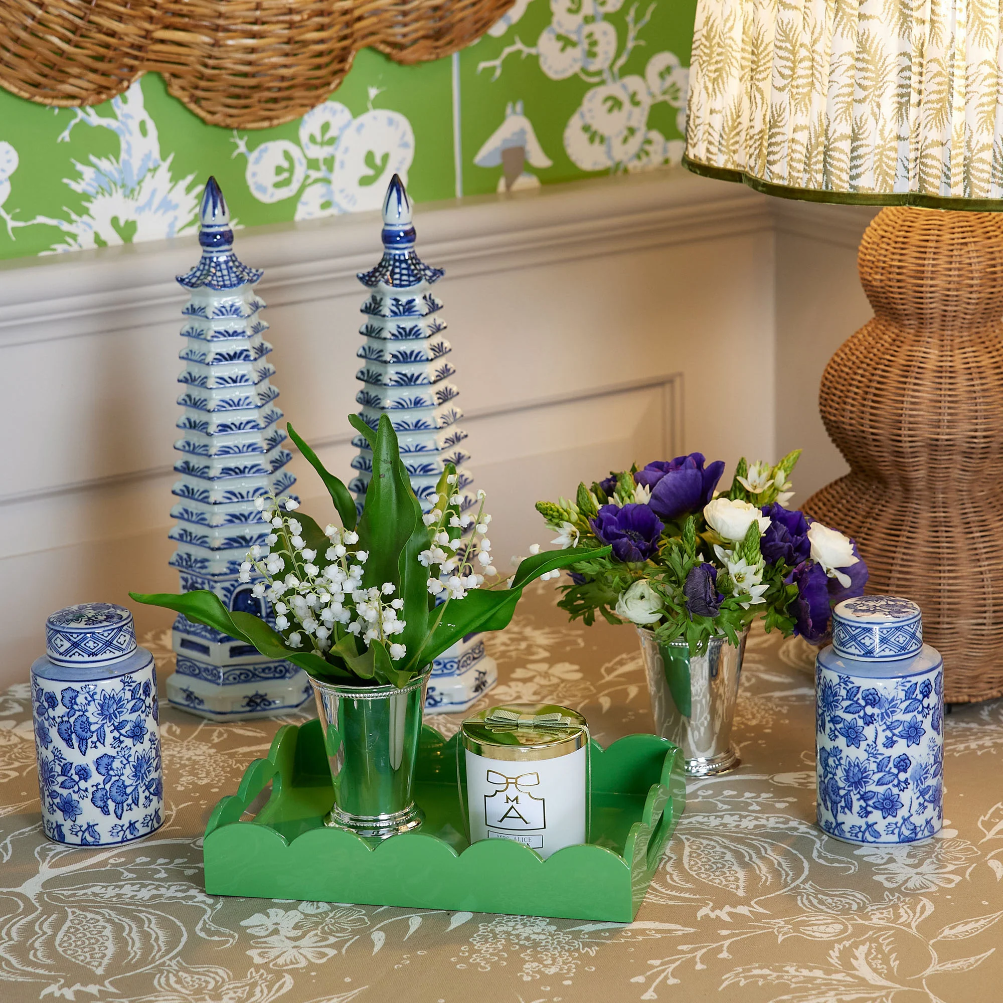 Green Small Scalloped Lacquer Tray - Image 8