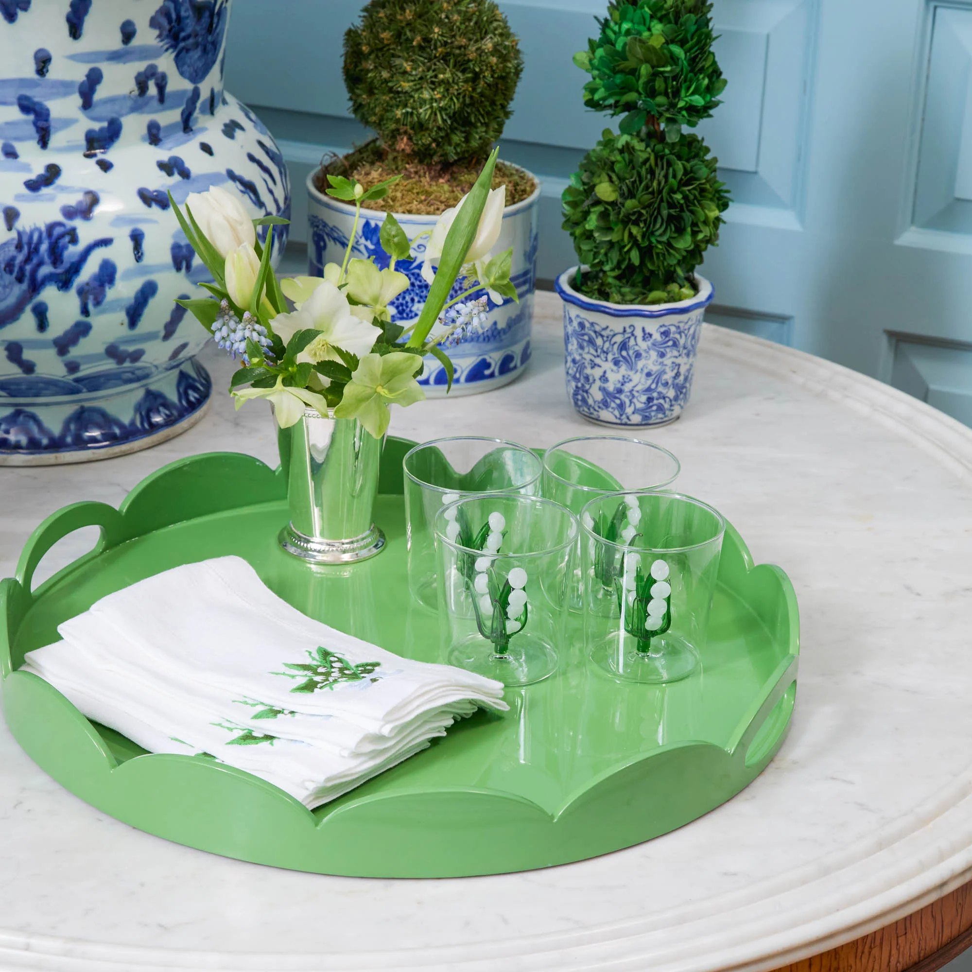 Green Scalloped Lacquer Round Tray - Image 2