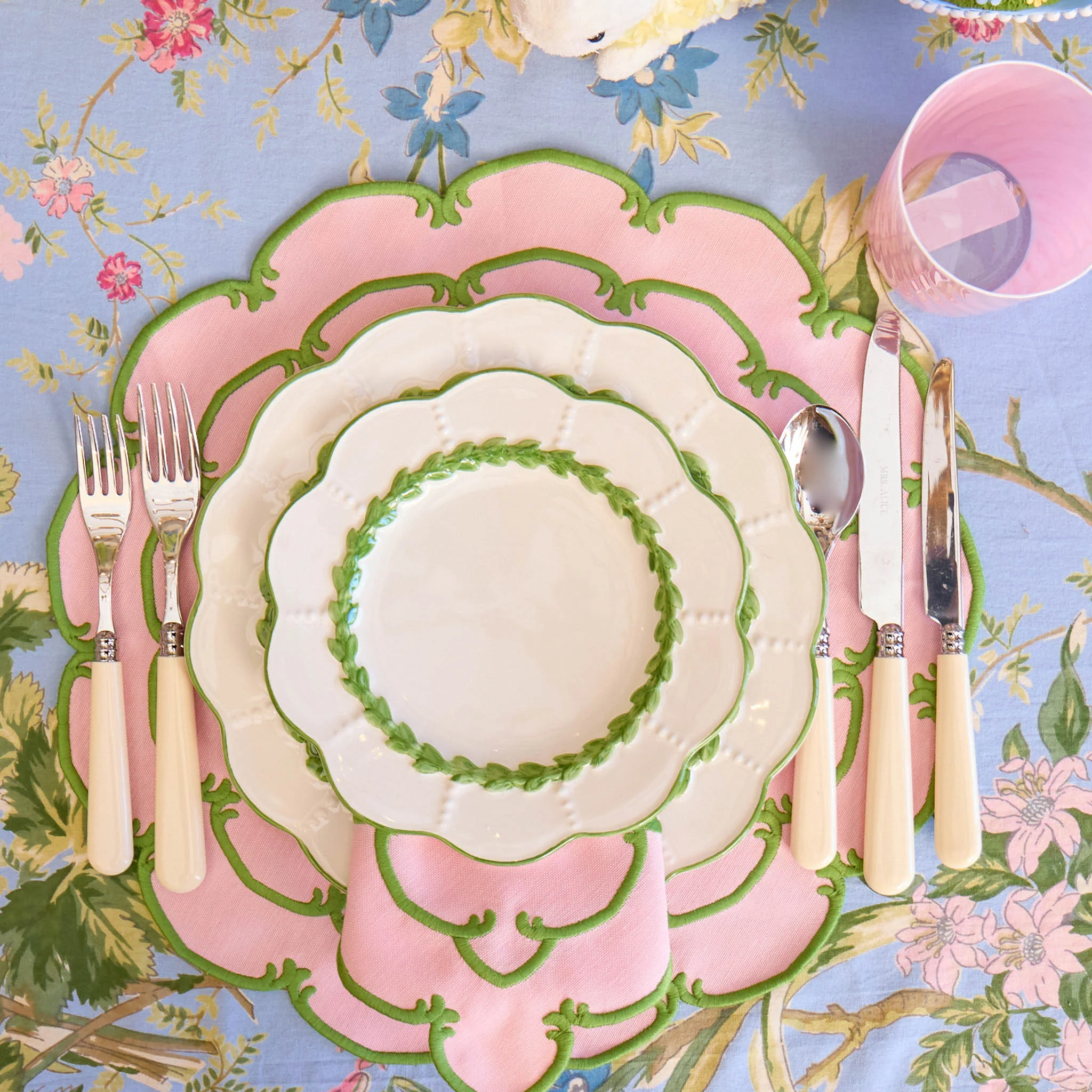 Green Laurel Starter Plates (Set of 4) - Image 12