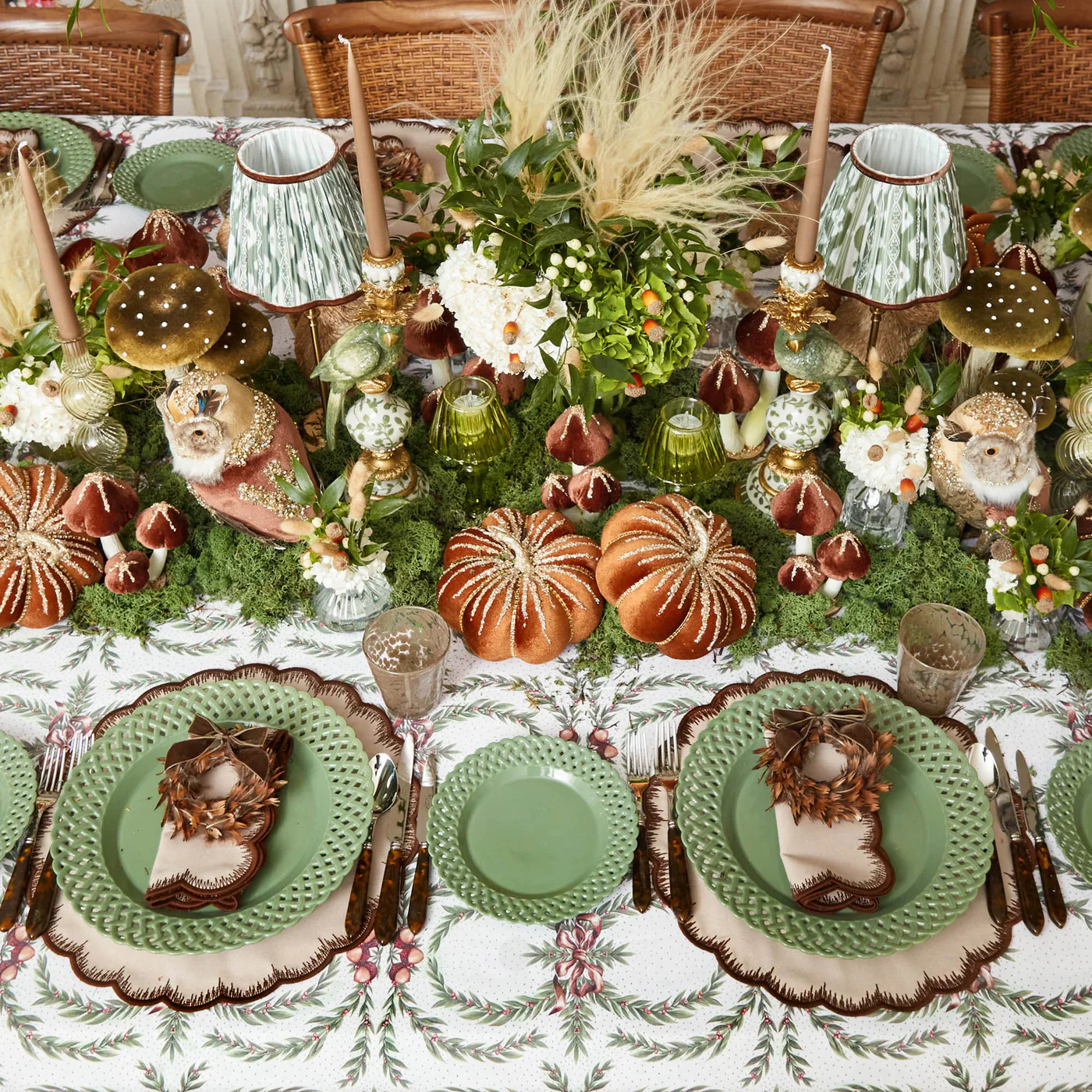 Isabella Taupe & Chocolate Placemats & Napkins (Set of 4) - Image 10
