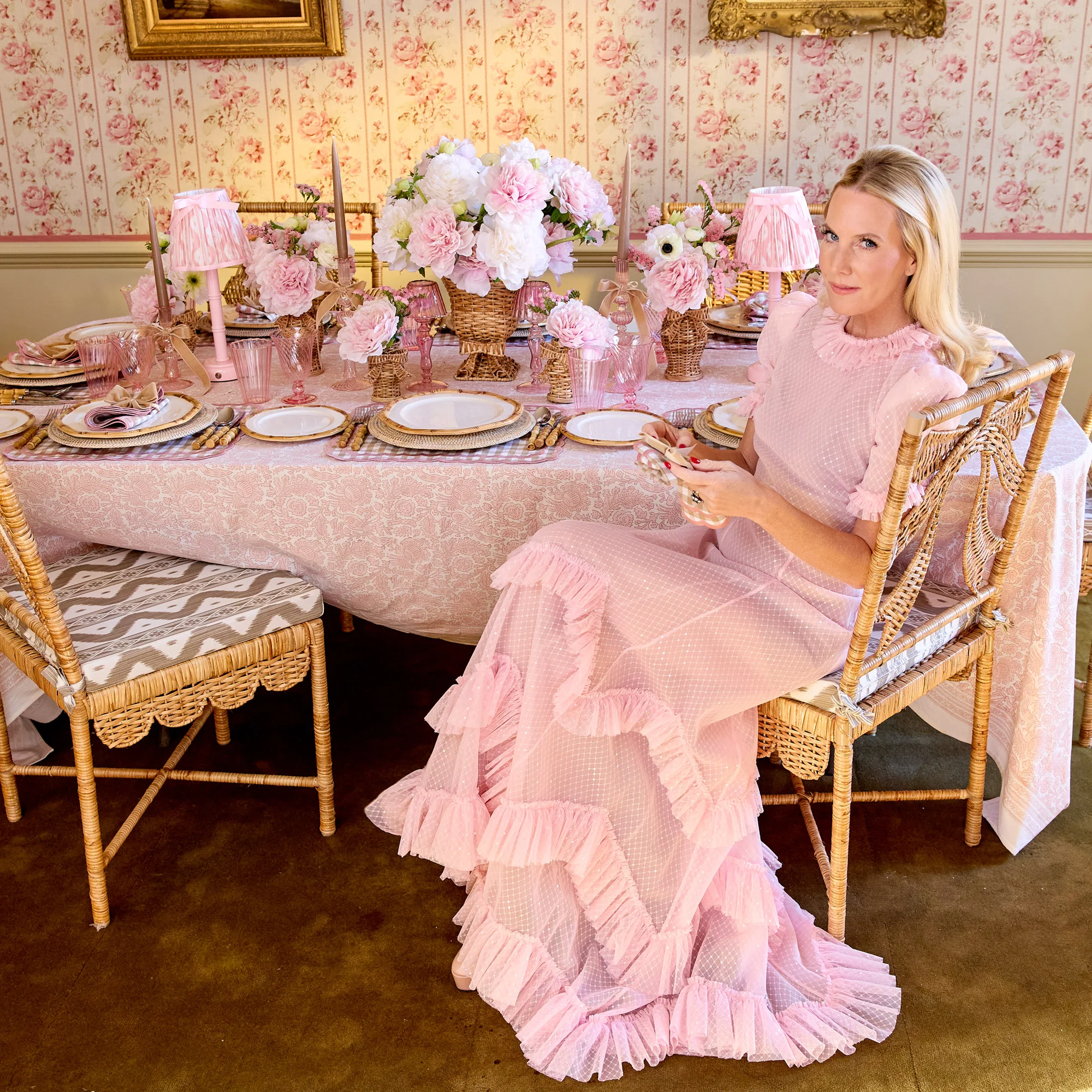 Petal Pink Pheasant Tablecloth - Image 4