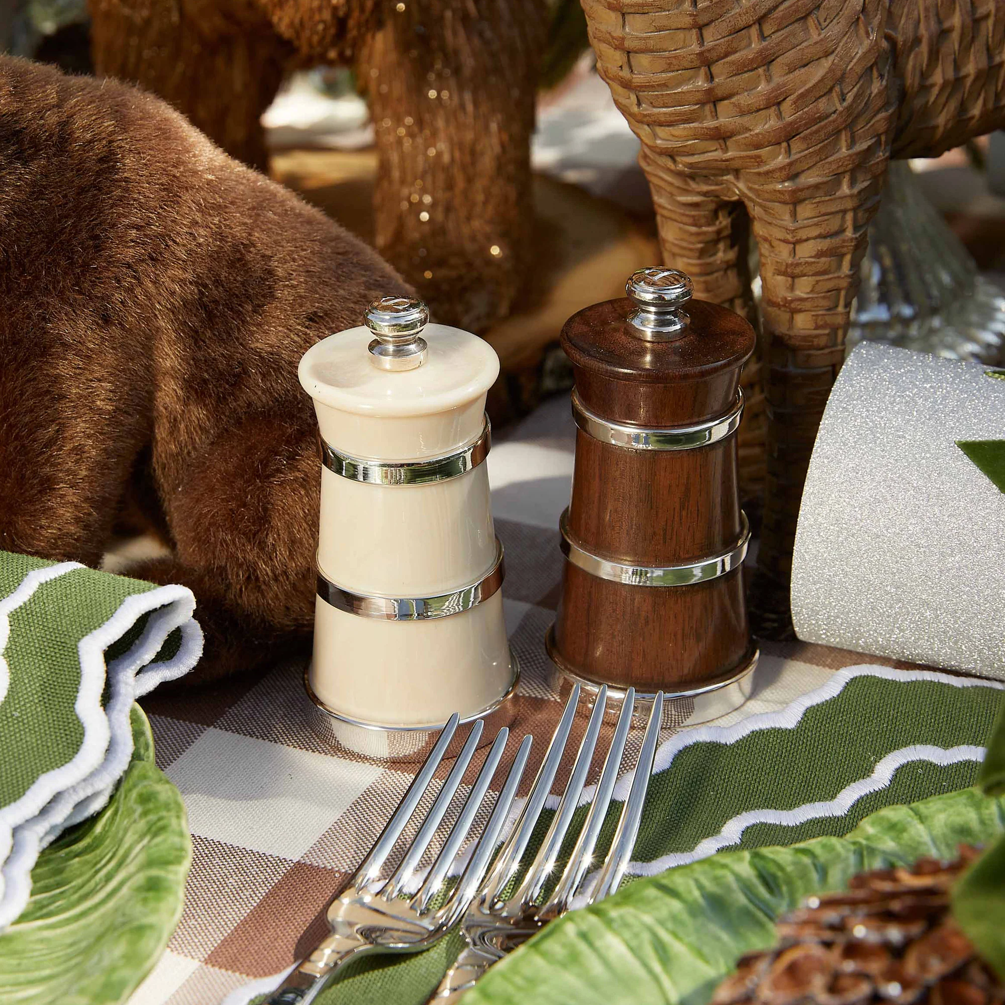 Ivorine & Rosewood Salt & Pepper Set - Image 16