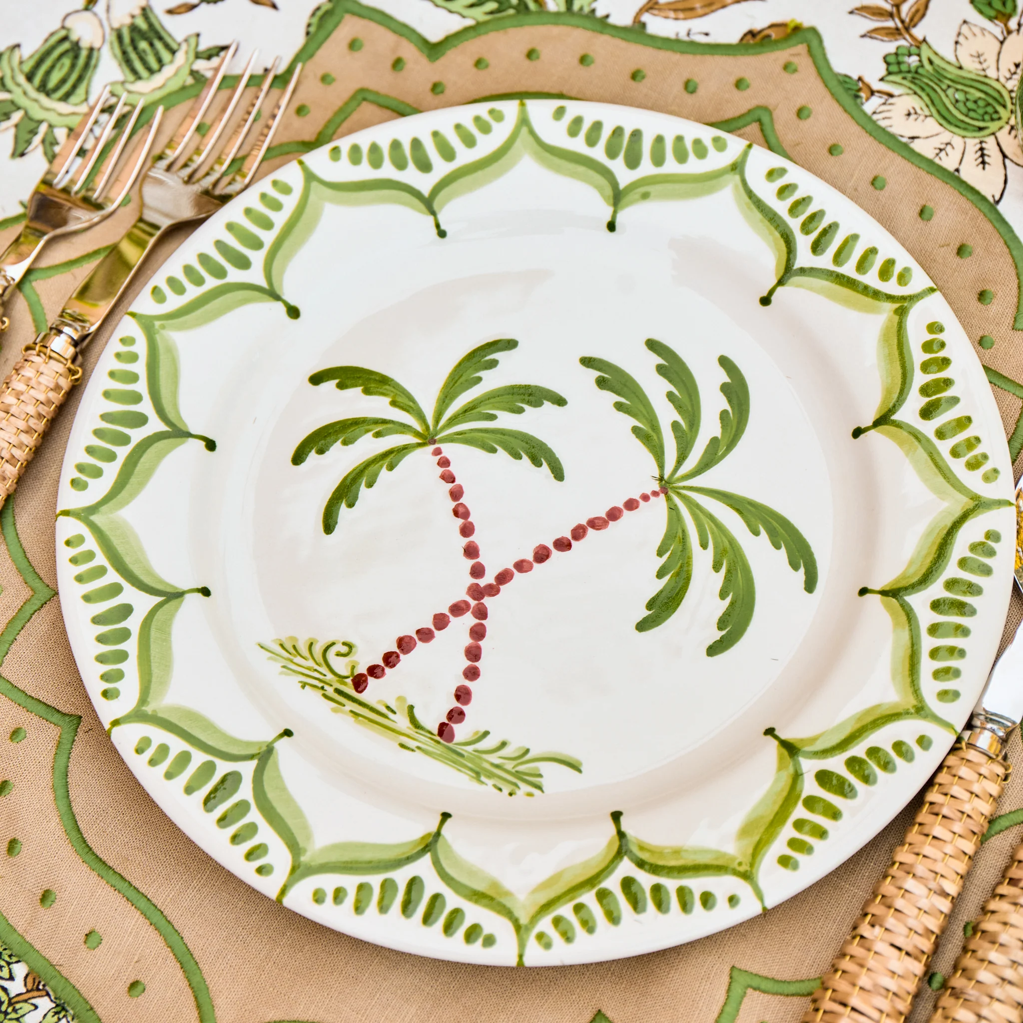 Jardin de Palmier Dinner Plate - Image 4