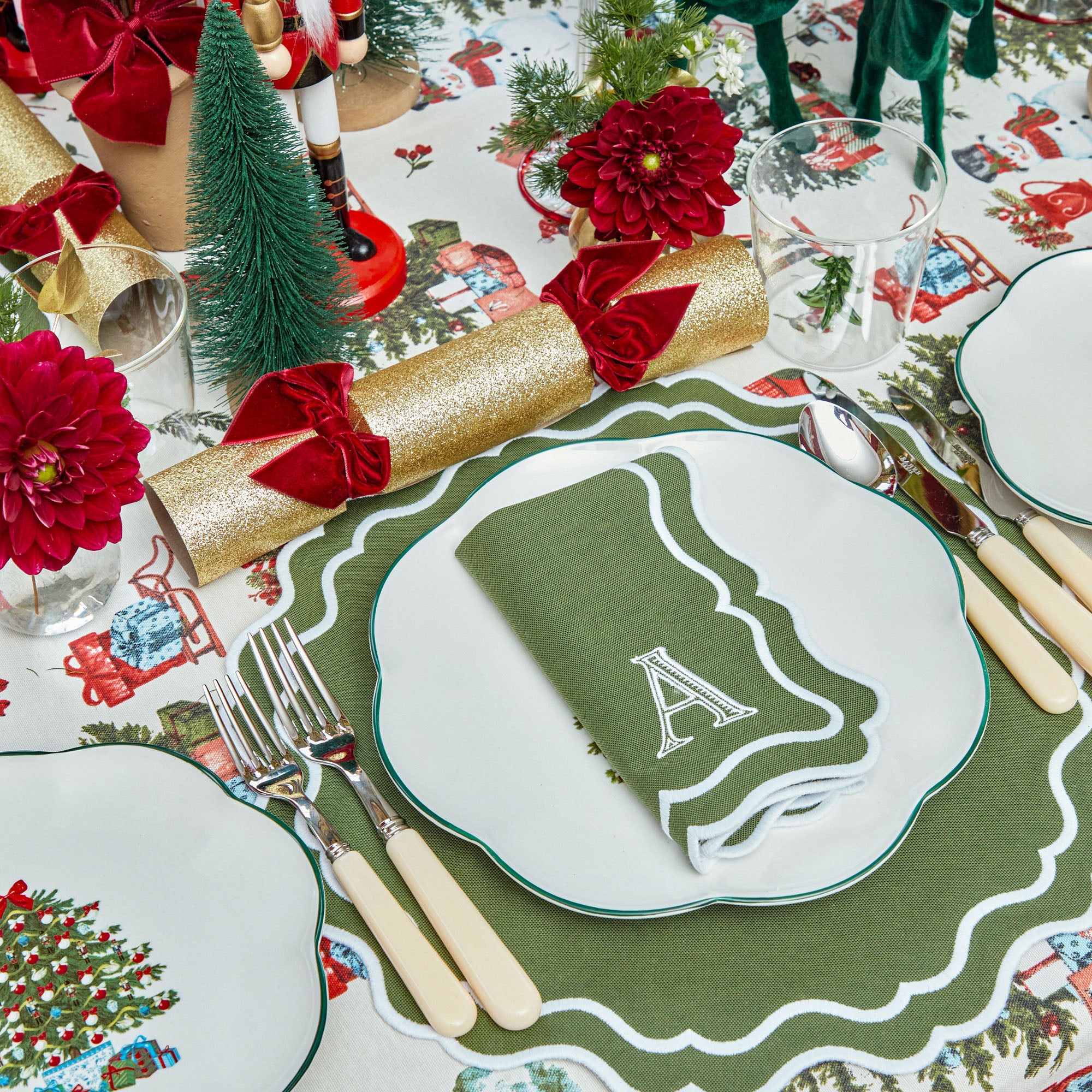 Green Katherine Placemats (Set of 4) - Image 9