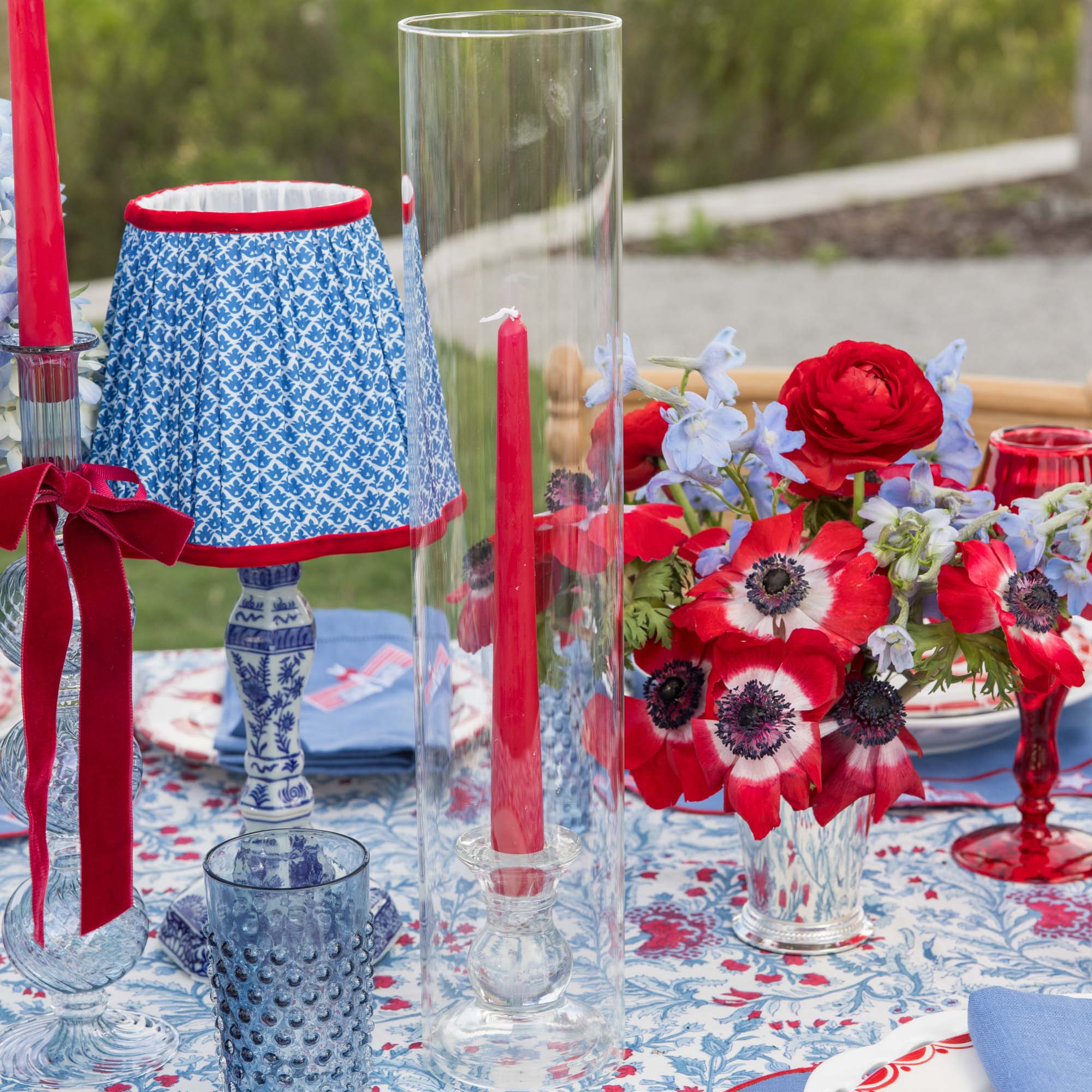Cobalt & Red Lotus Lampshade (18cm) - Image 9