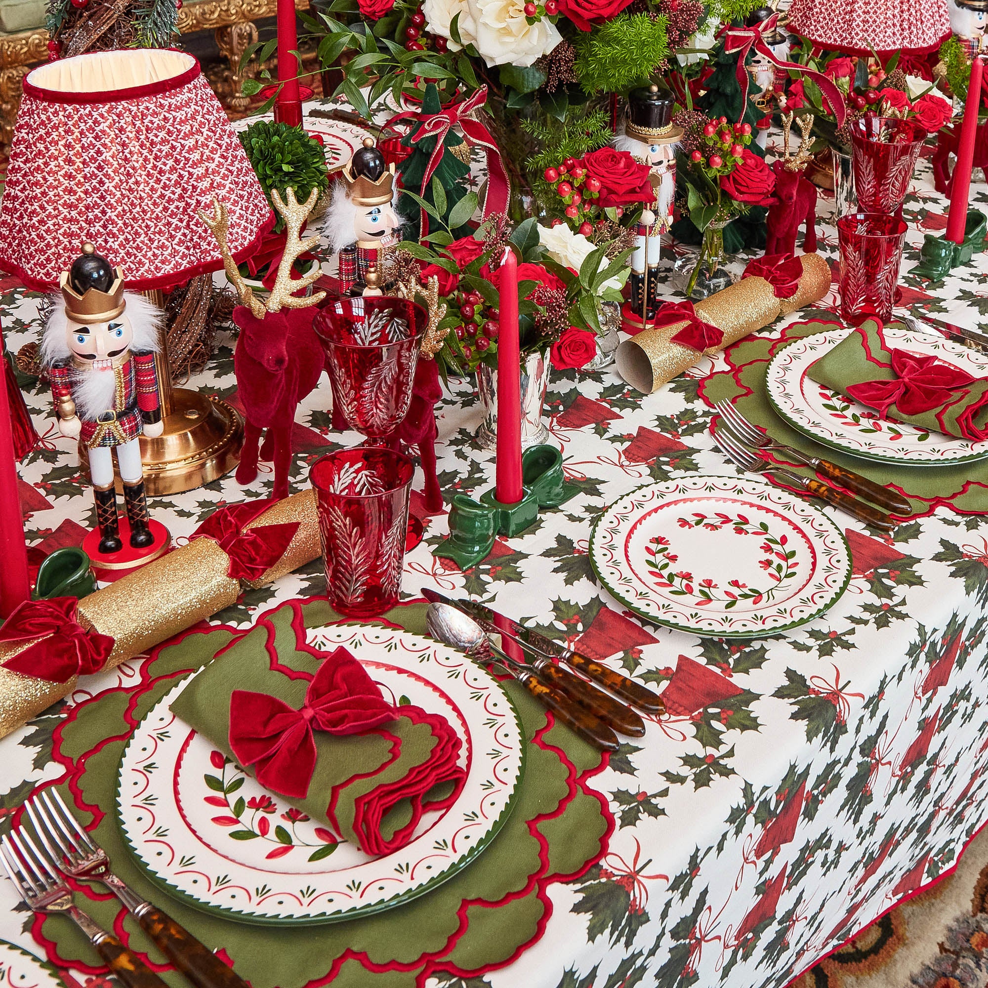 Lily Green & Red Placemats (Set of 4) - Image 4