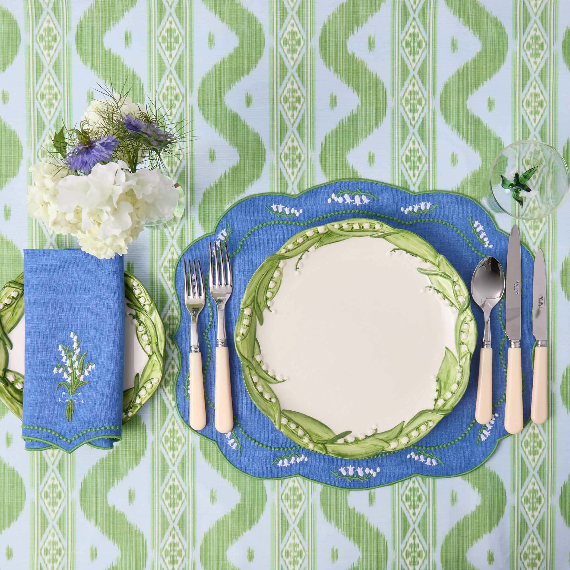 Lily of the Valley Dinner & Starter Plates (Set of 4) - Image 16