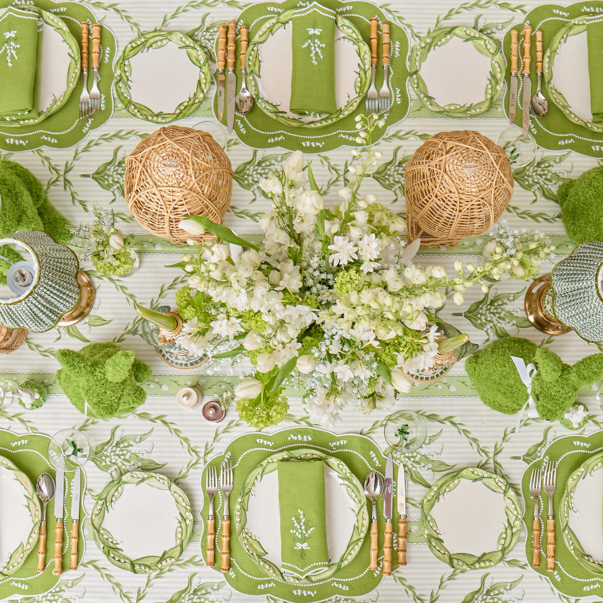Lily of the Valley Garland Tablecloth - Image 3