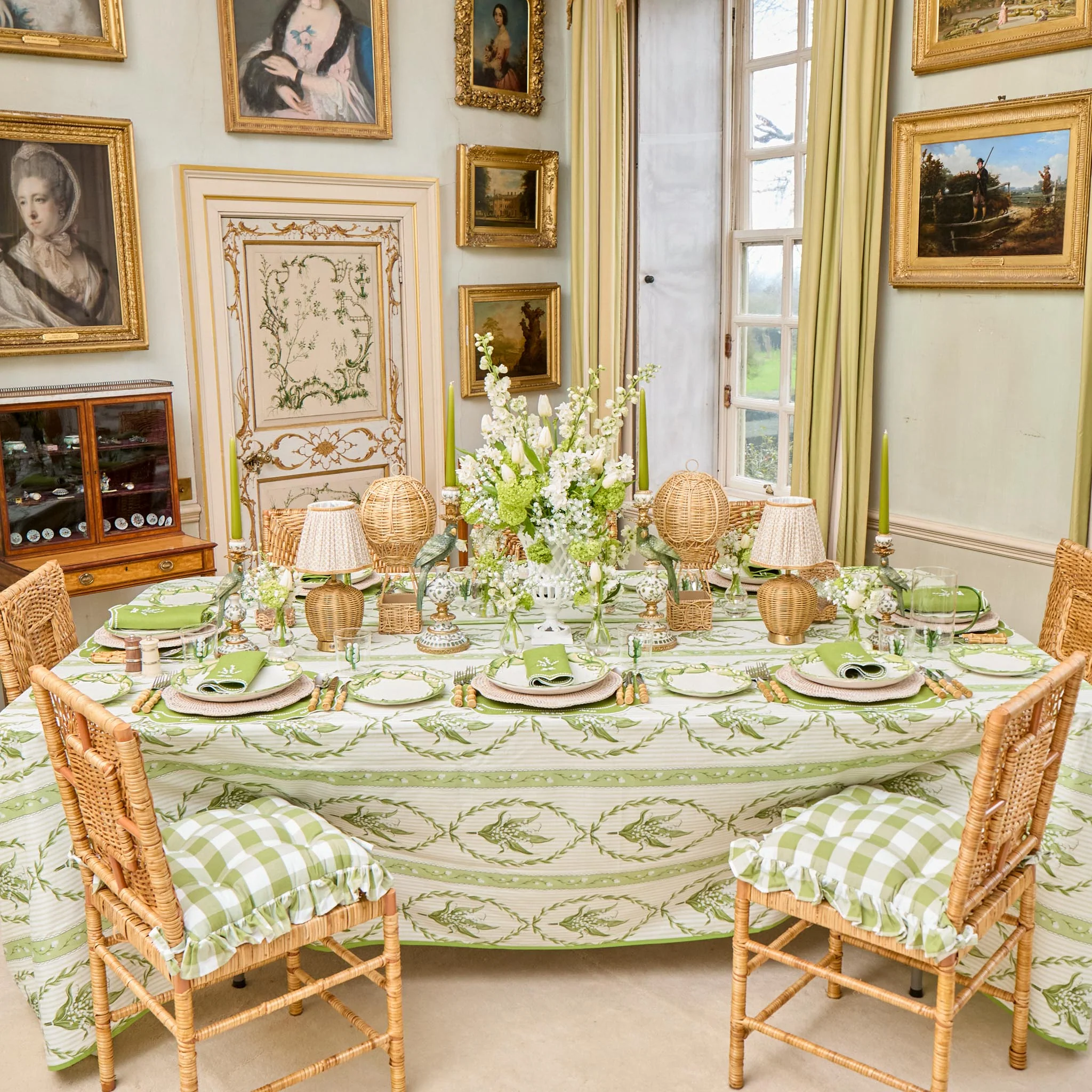 Lily of the Valley Garland Tablecloth - Image 5
