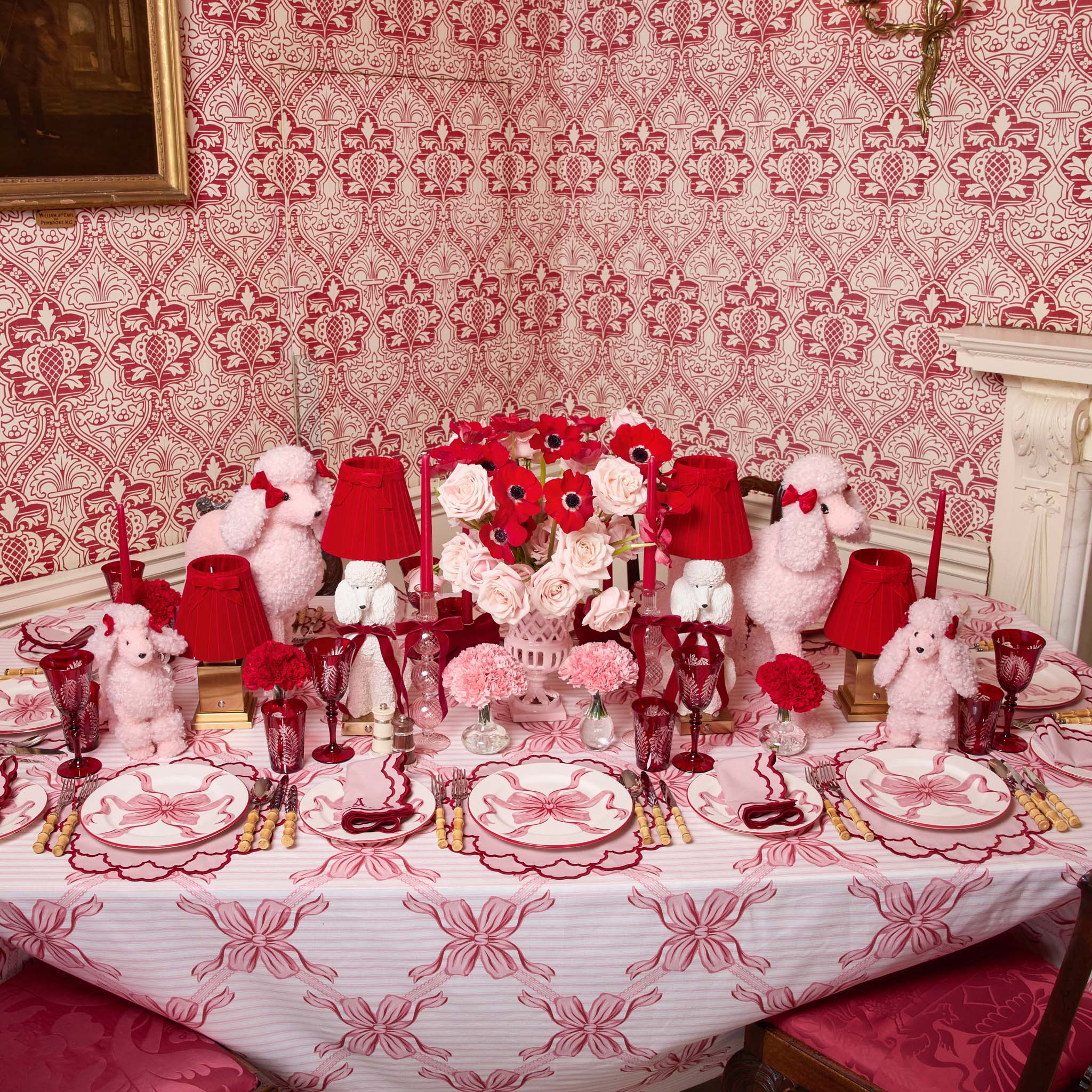 Lily Pink & Red Napkins (Set of 4) - Image 8