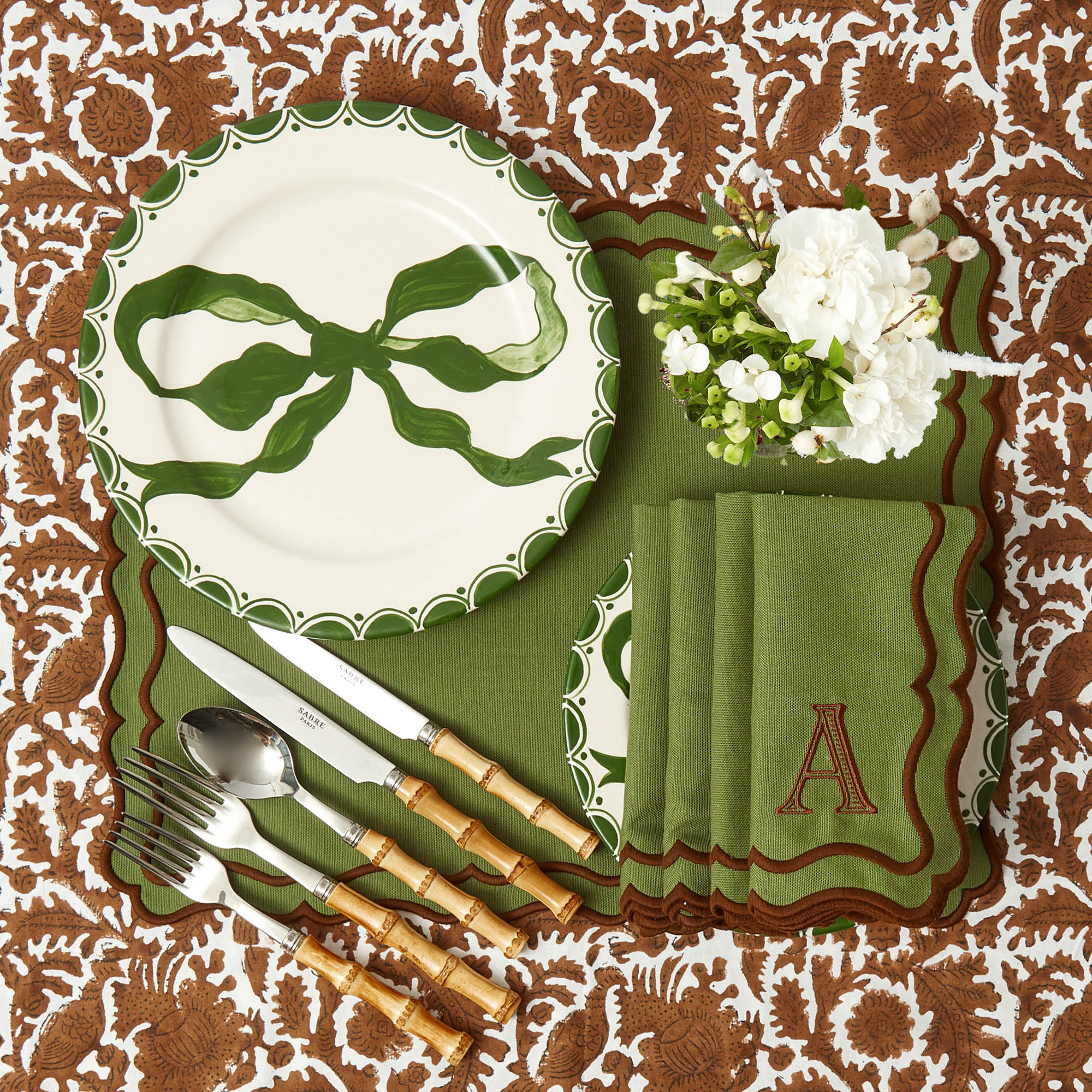 Marilyn Forest Green Bow Dinner Plate - Image 10