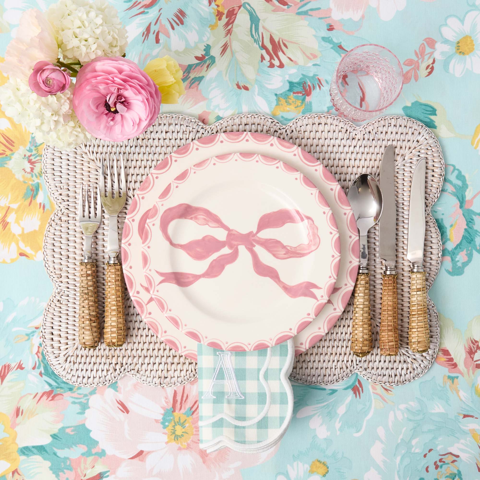 Marilyn Pink Bow Dinner Plates (Set of 4) - Image 6